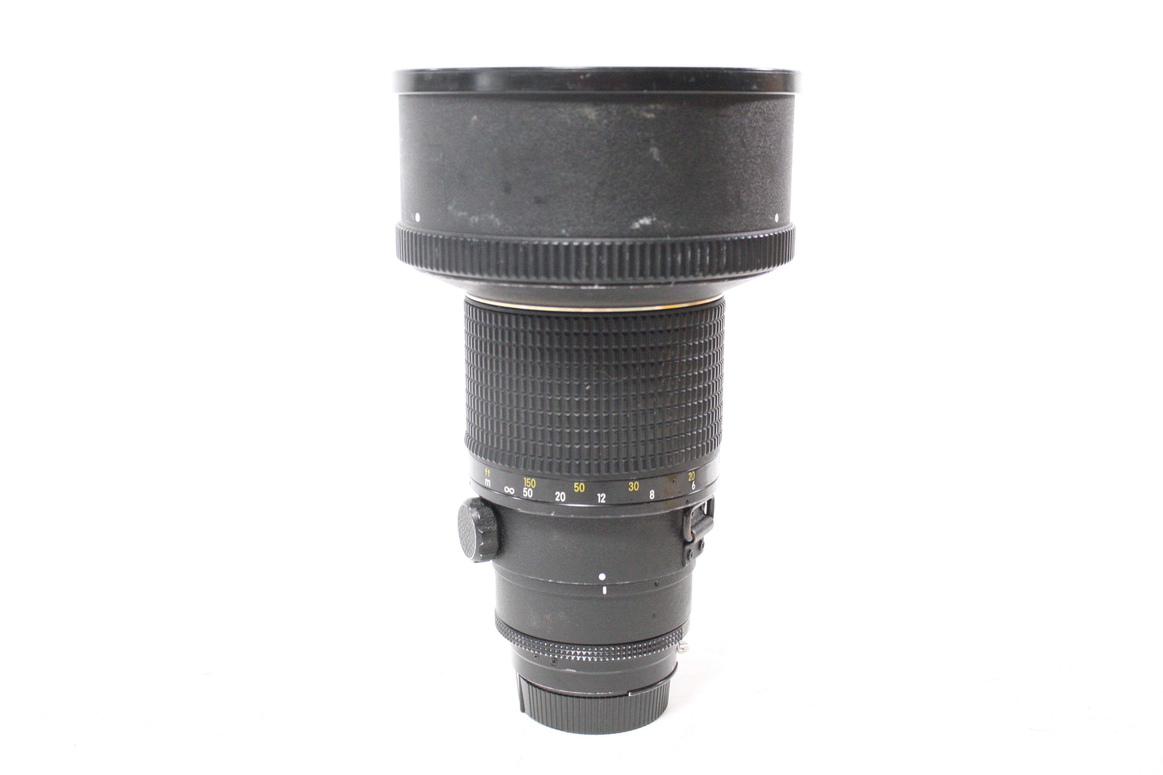 Nikon 200mm f/2 Nikkor * ED AI-S Lens for F Mount