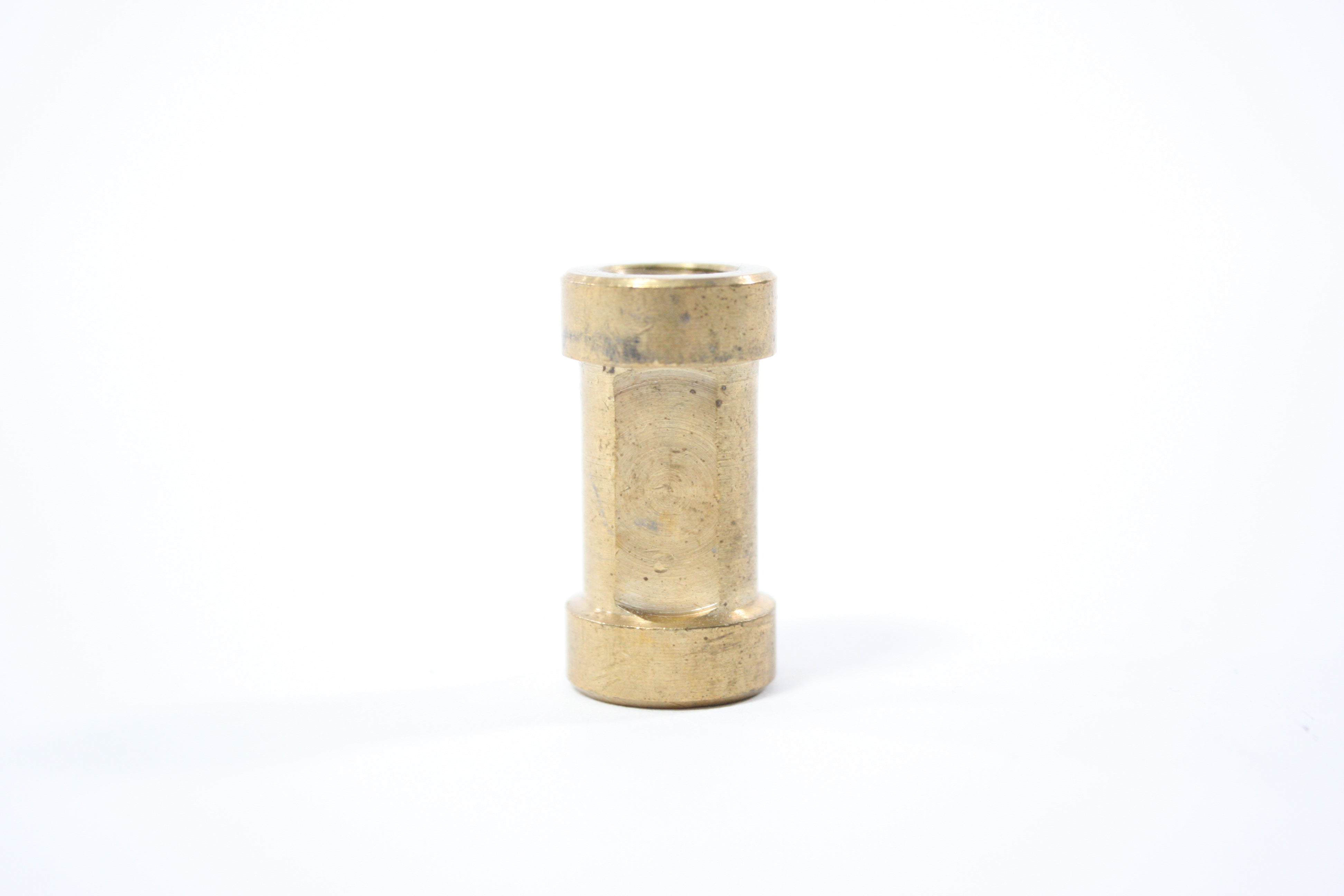 Short Spigot 1/4-20 to 3/8 F