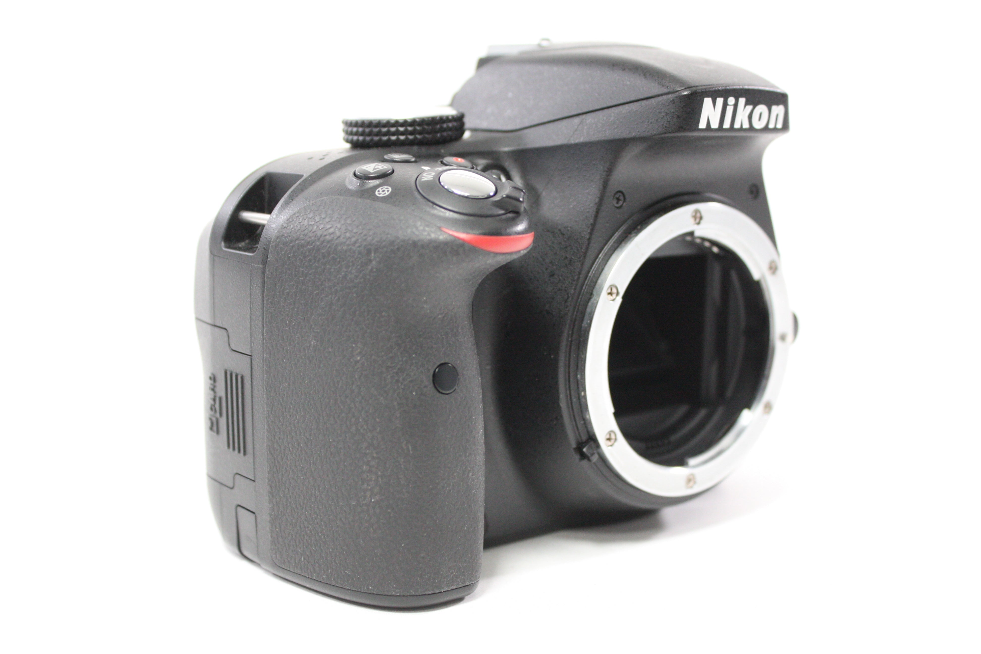 Nikon D3300 DSLR Camera with 18-55mm f/3.5-5.6G VR II AF-S DX Lens with Shutter Count 1,084