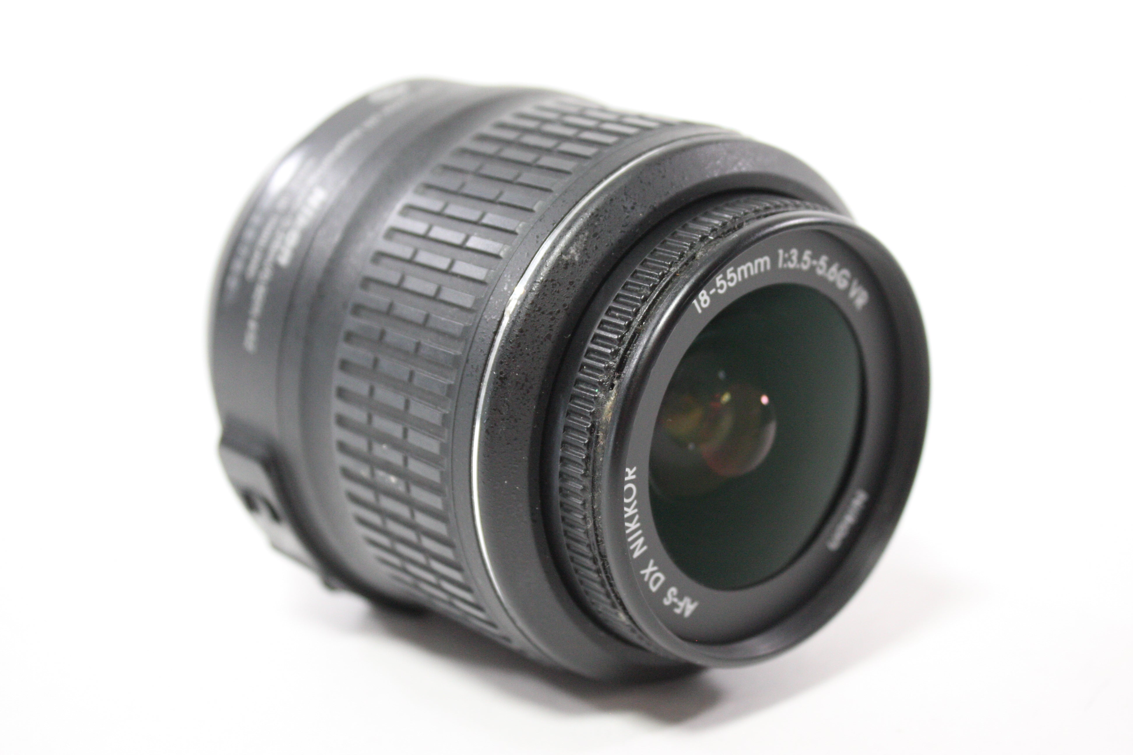 Nikon 18-55mm f/ 3.5-5.6 G DX VR AF-S Nikkor Lens for Nikon F Mount