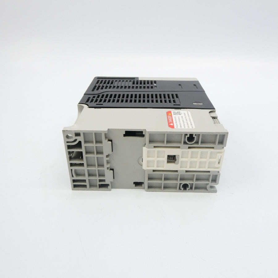 ALLEN BRADLEY 25A-D2P3N104 SER. B F/W 3.001 323-528VAC 3.2A NSNP