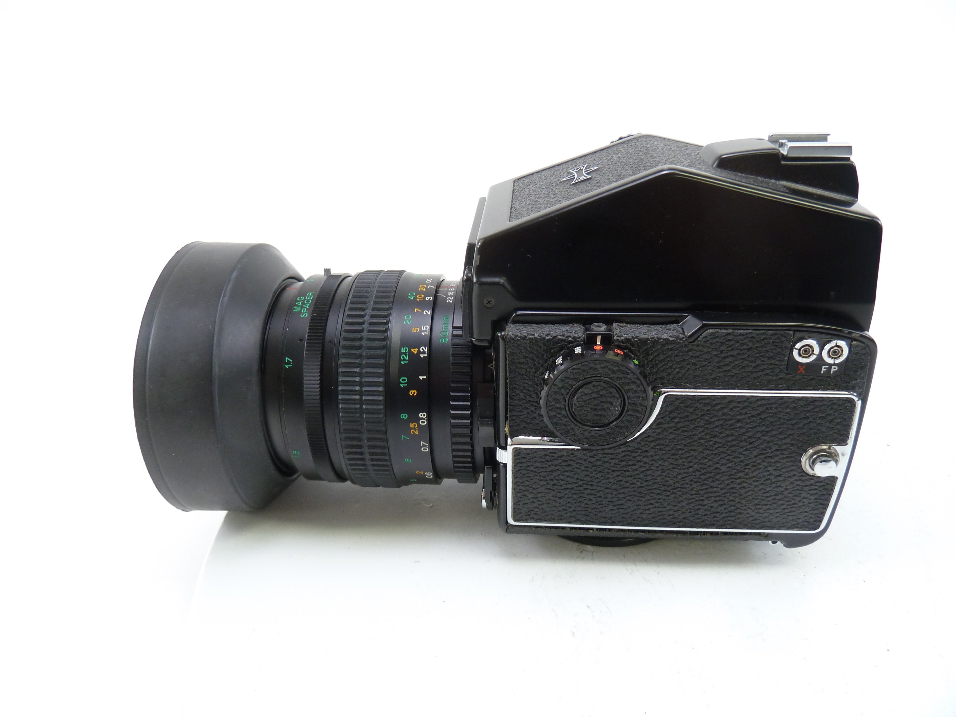 Mamiya M645 1000S Outfit with PD Meter Prism and 80MM F4 N Macro Lens