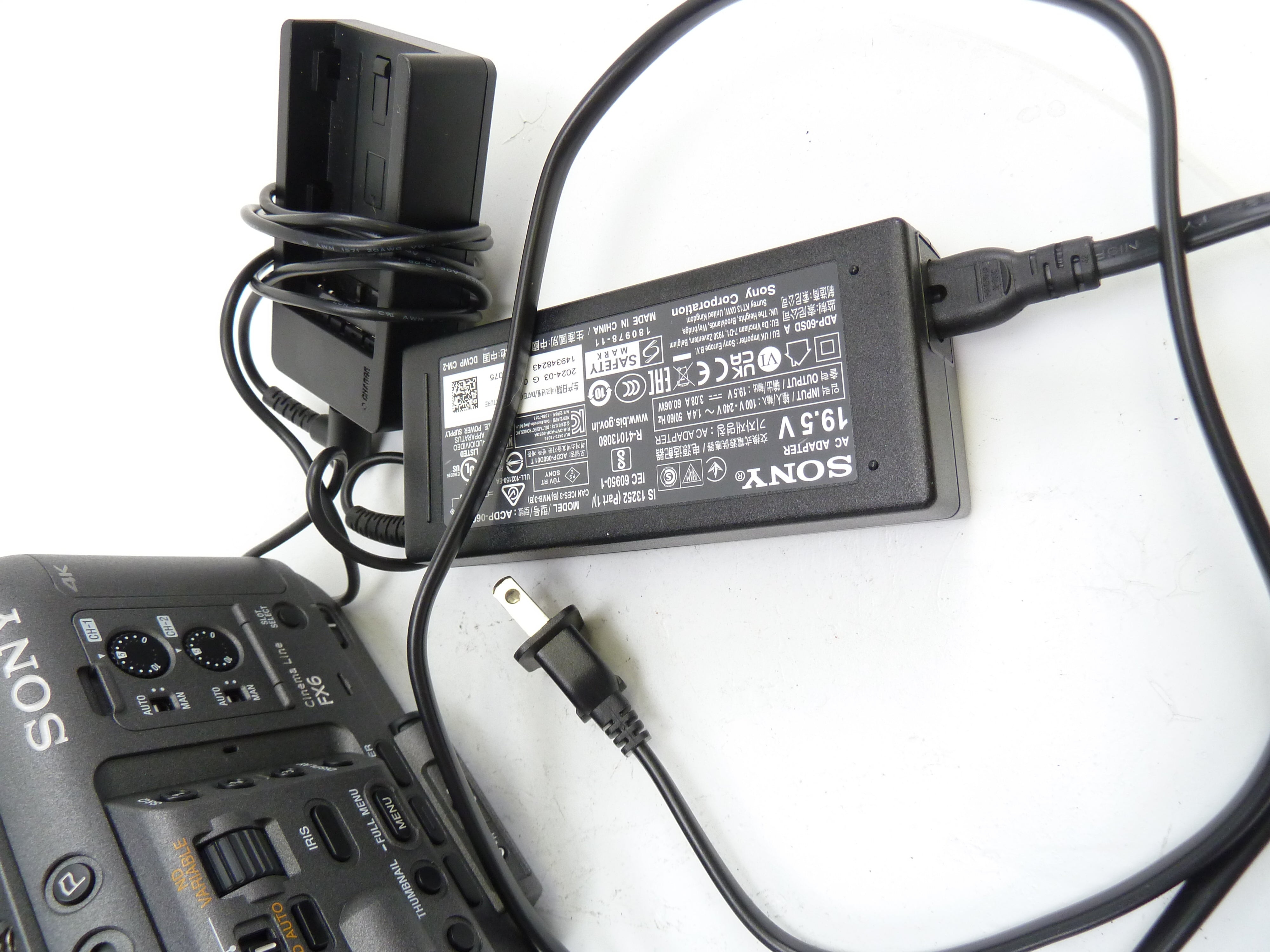 Sony FX6 Full-Frame Cinema Camera Only 10 Hours!