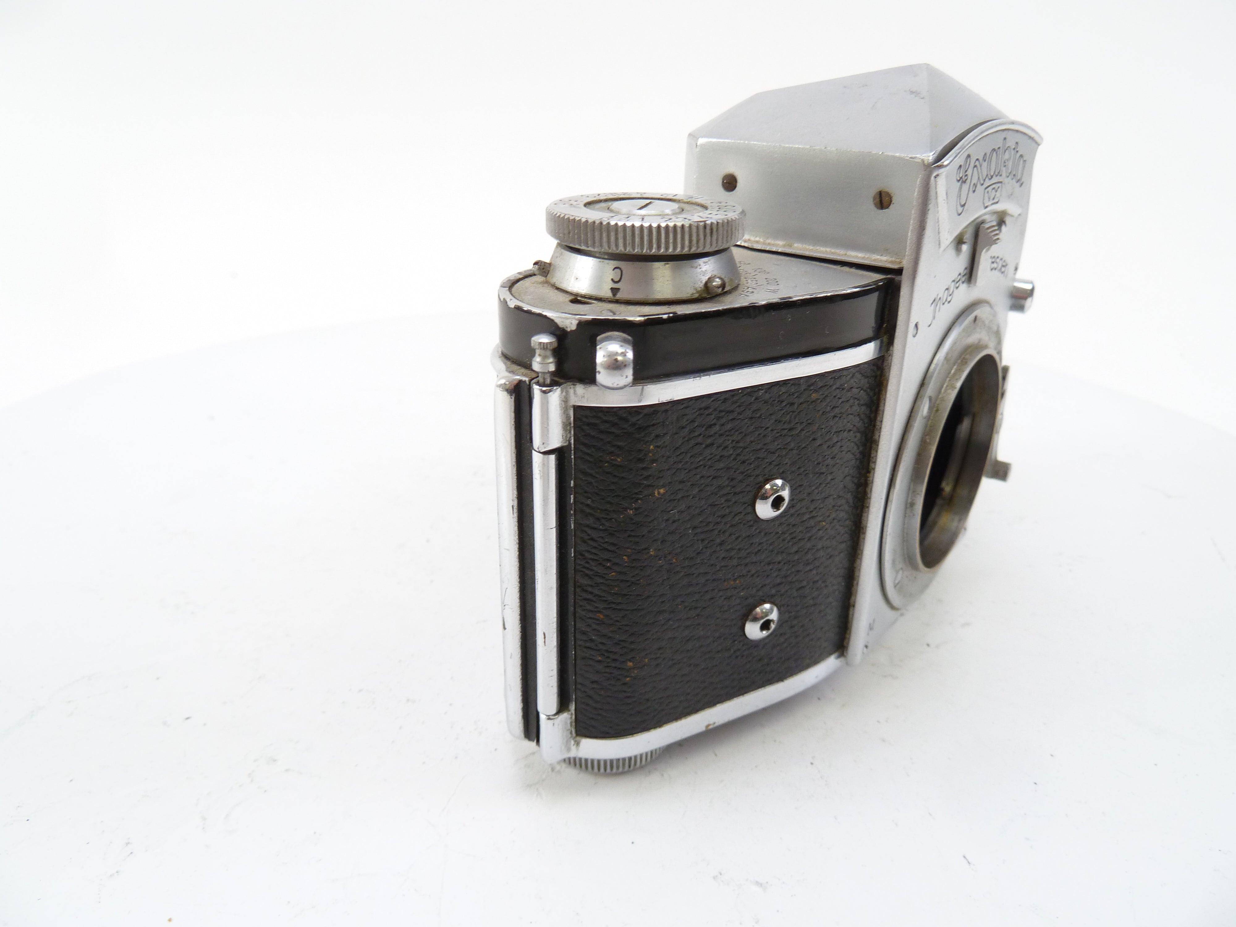 Exakta VX Chrome body