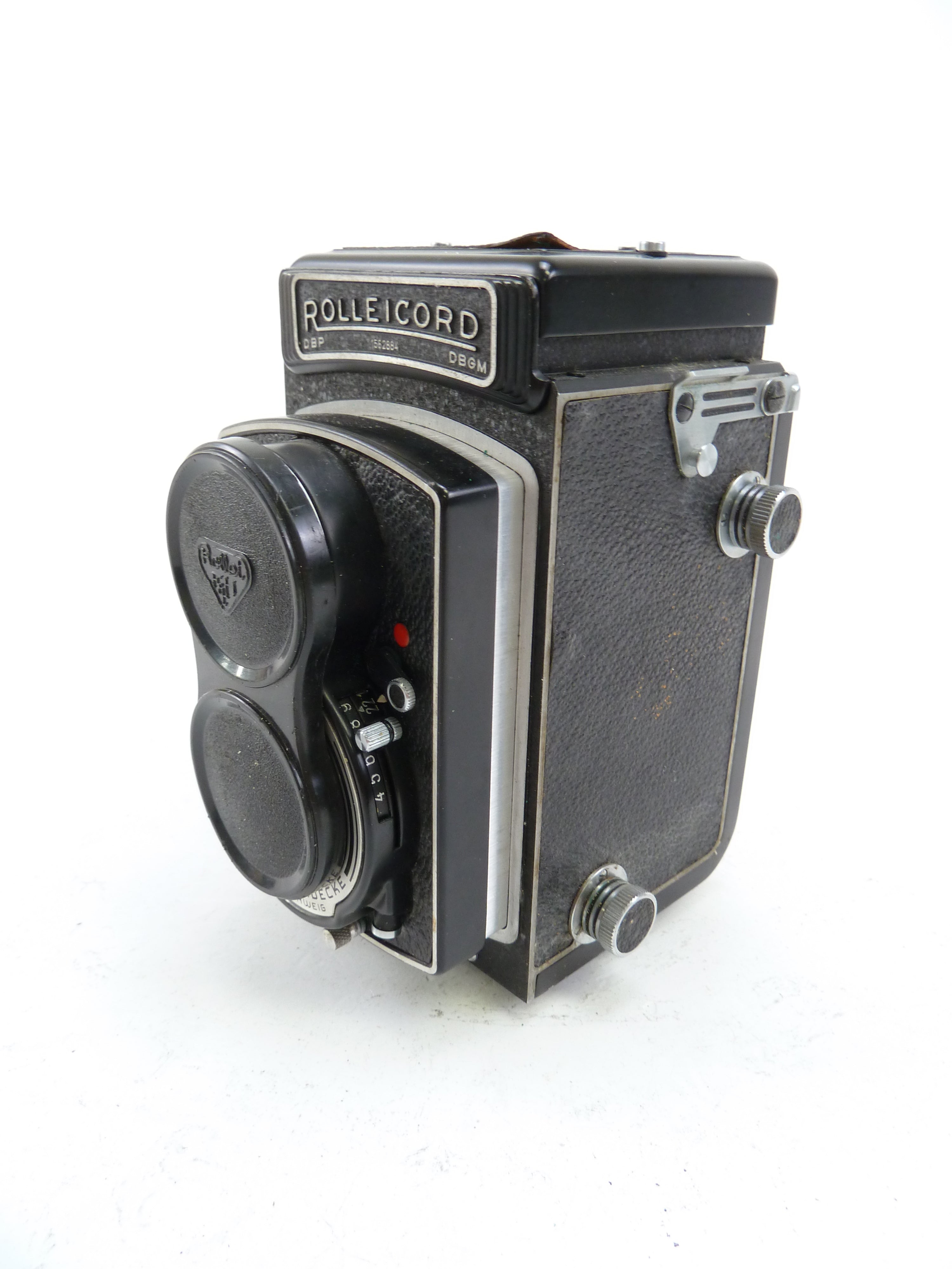 Rolleicord V Twin Lens Reflex with Schneider 75MM f3.5 Lens AS IS