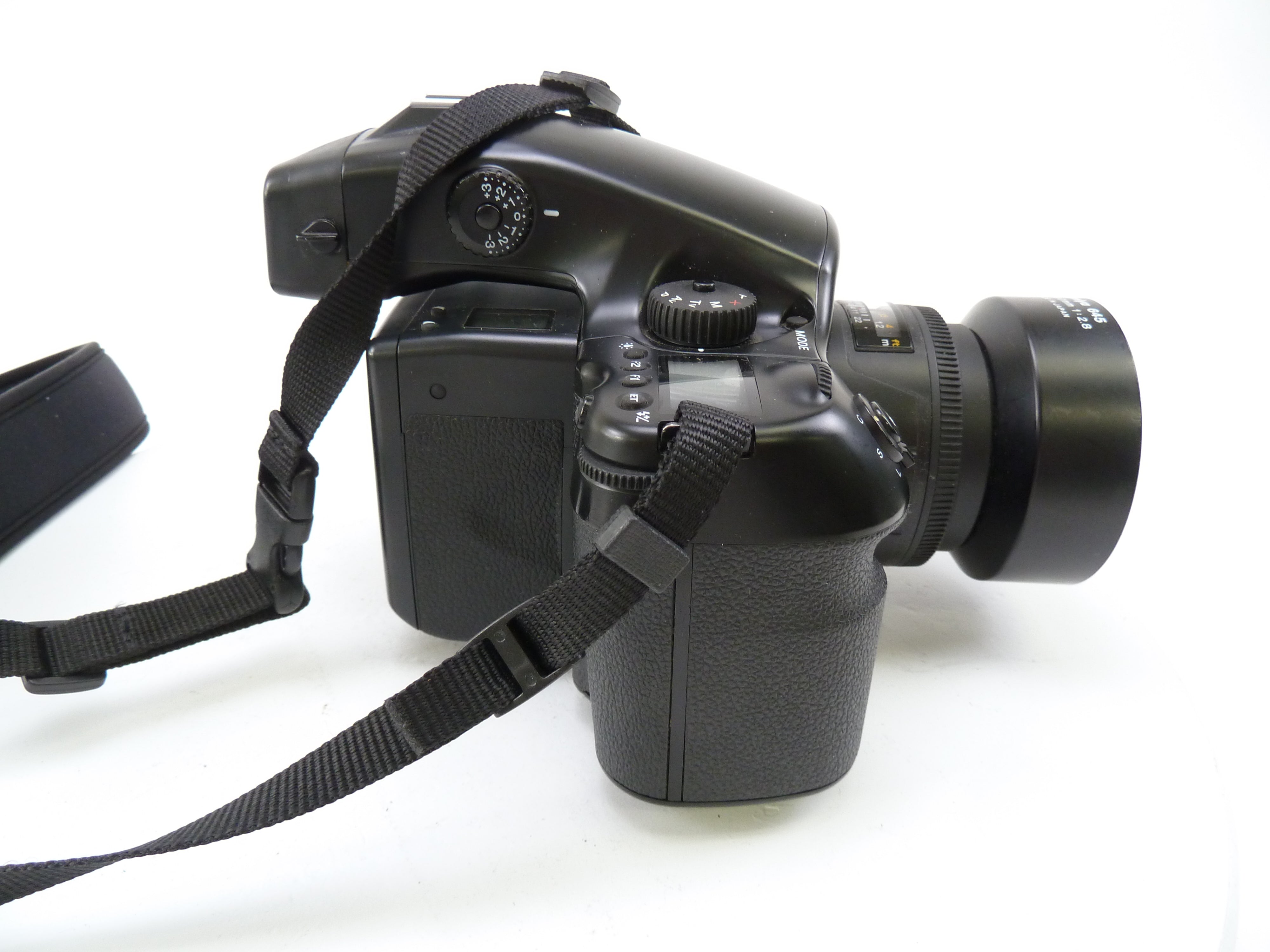 Mamiya 645 AF Camera Outfit with 80MM f2.8 Lens and 120/220 Film Back