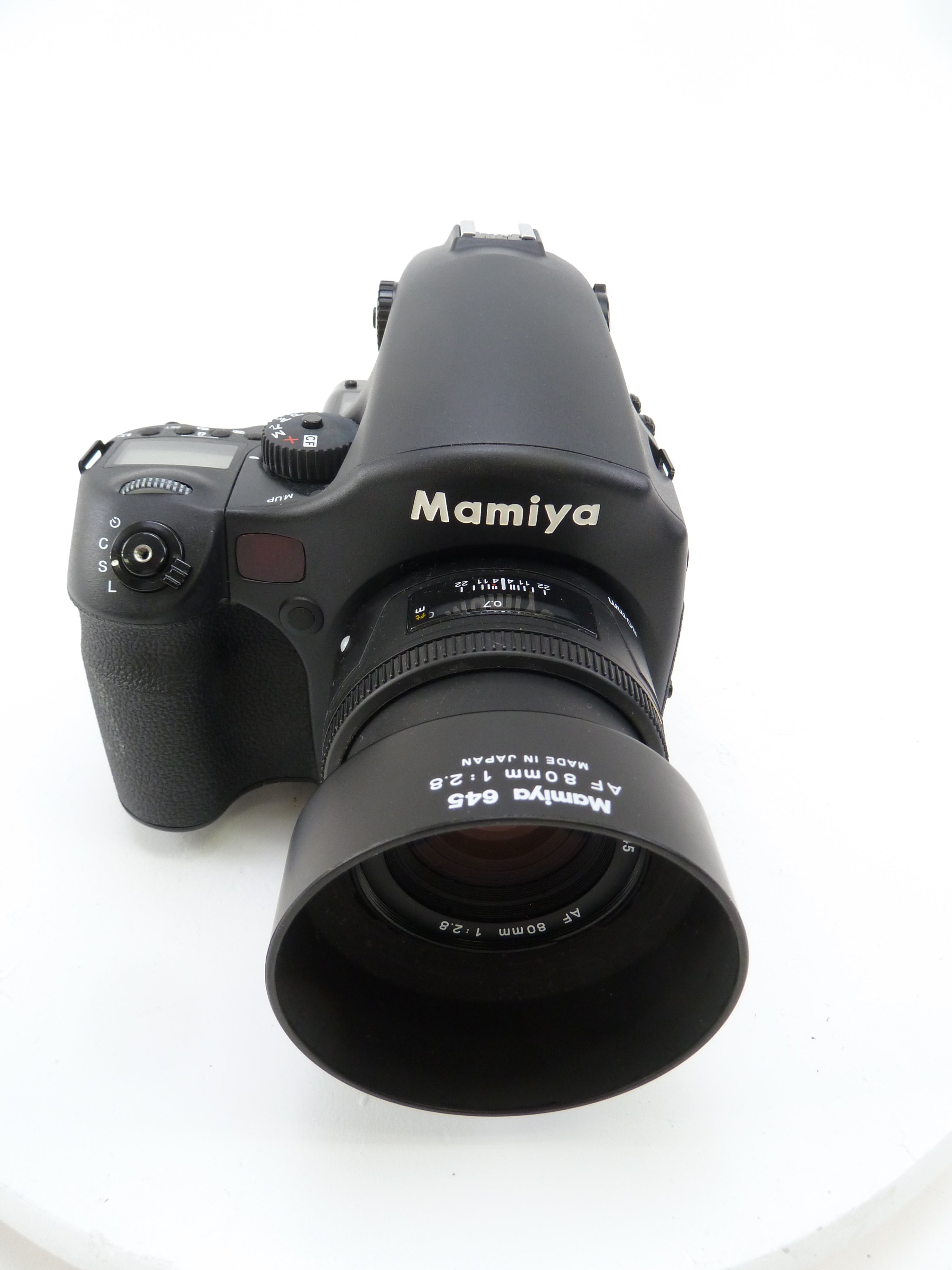 Mamiya 645 AFD II Complete Kit with 80MM F2.8 Lens and 120/220 Film Back