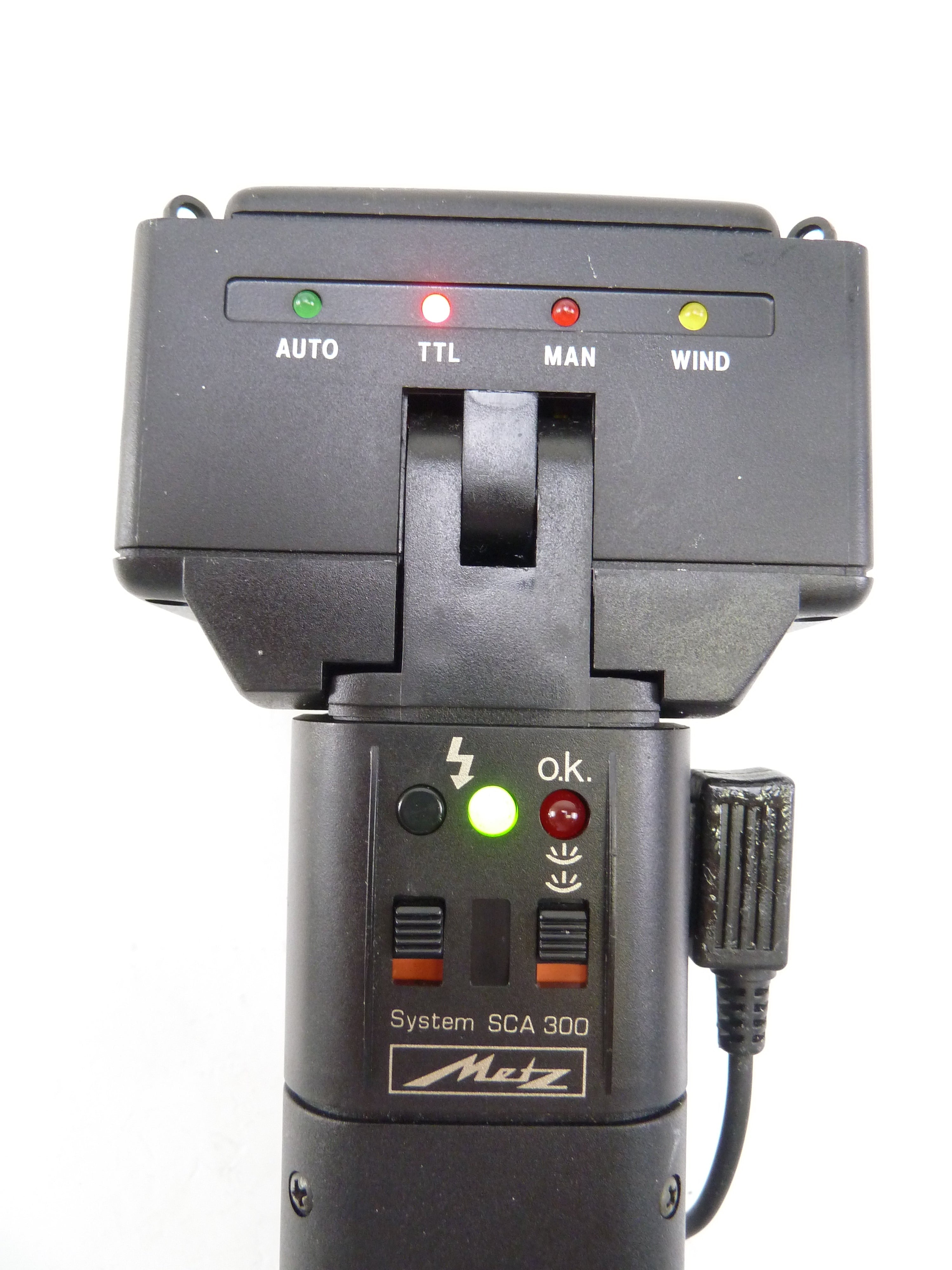 Metz 45 CL-4 Handle Mount Flash with Brackets and PC cord