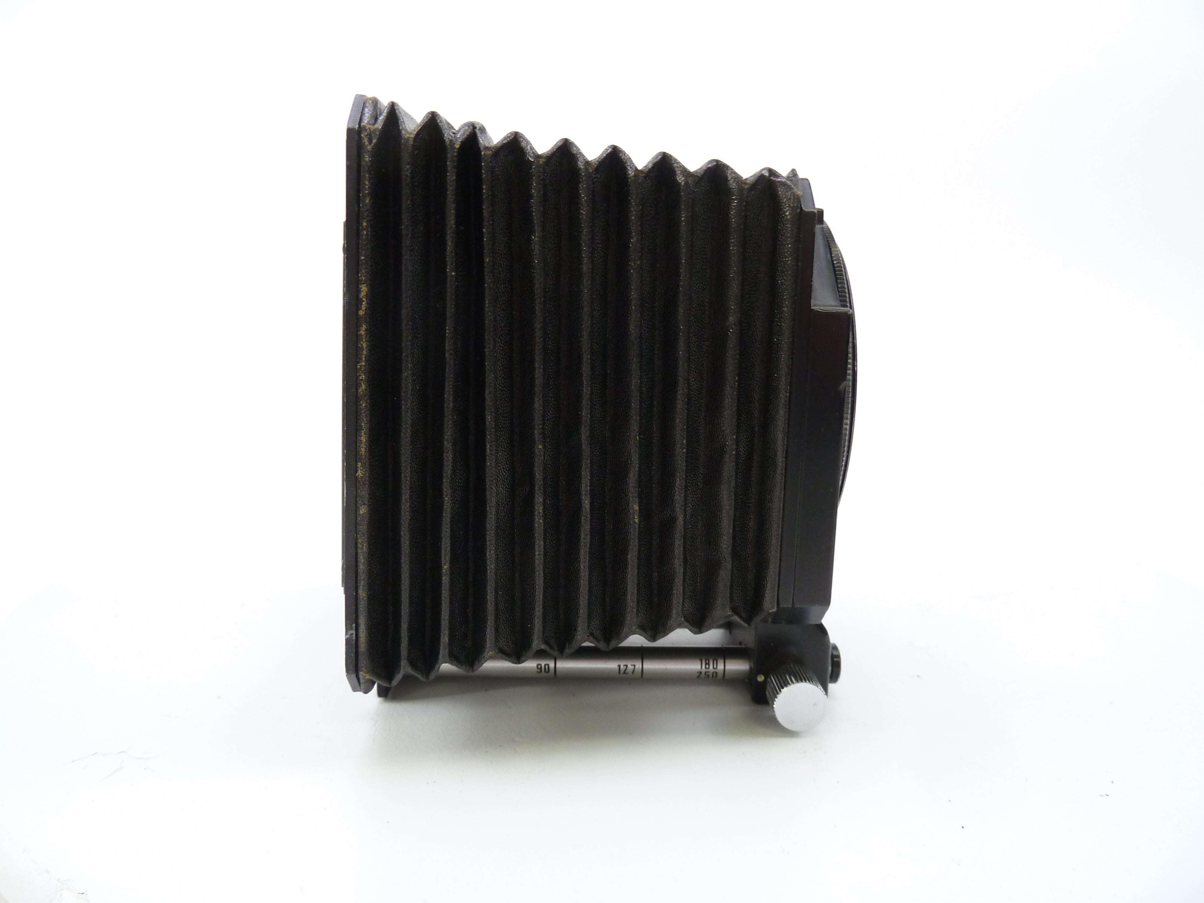 Mamiya Bellows Focusing Hood with 77MM Adapter for RZ67 and RB67 Lenses