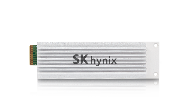 SK Hynix PE8110 HFS3T8GEEWX091N 3.84TB 1 DWPD PCIe Gen 4.0 x4 8GB/s 4D V6 TLC E1.Sin Solid State Drive