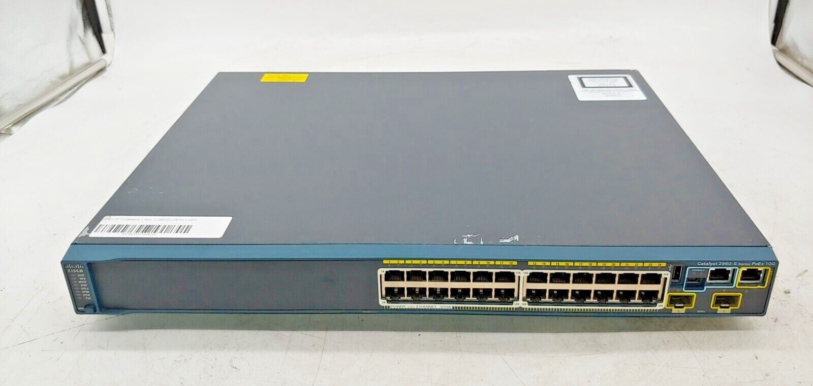 Cisco WS-C2960S-24PD-L 24-Port 1GbE PoE+ *Blemished*