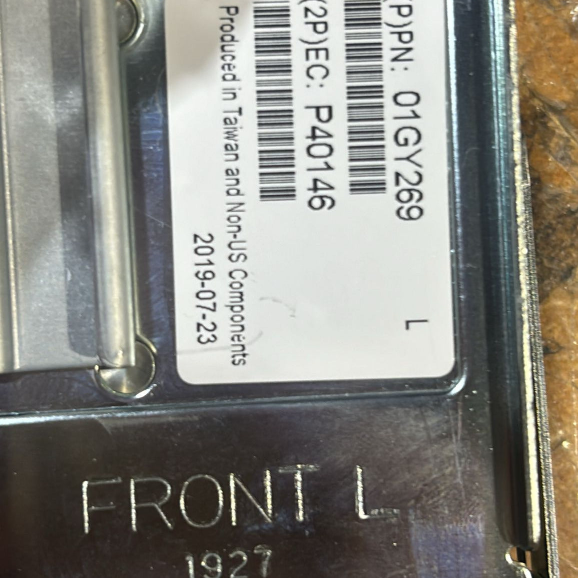 IBM LEFT AND RIGHT SLIDE RAIL KIT 01GY269 01GY268