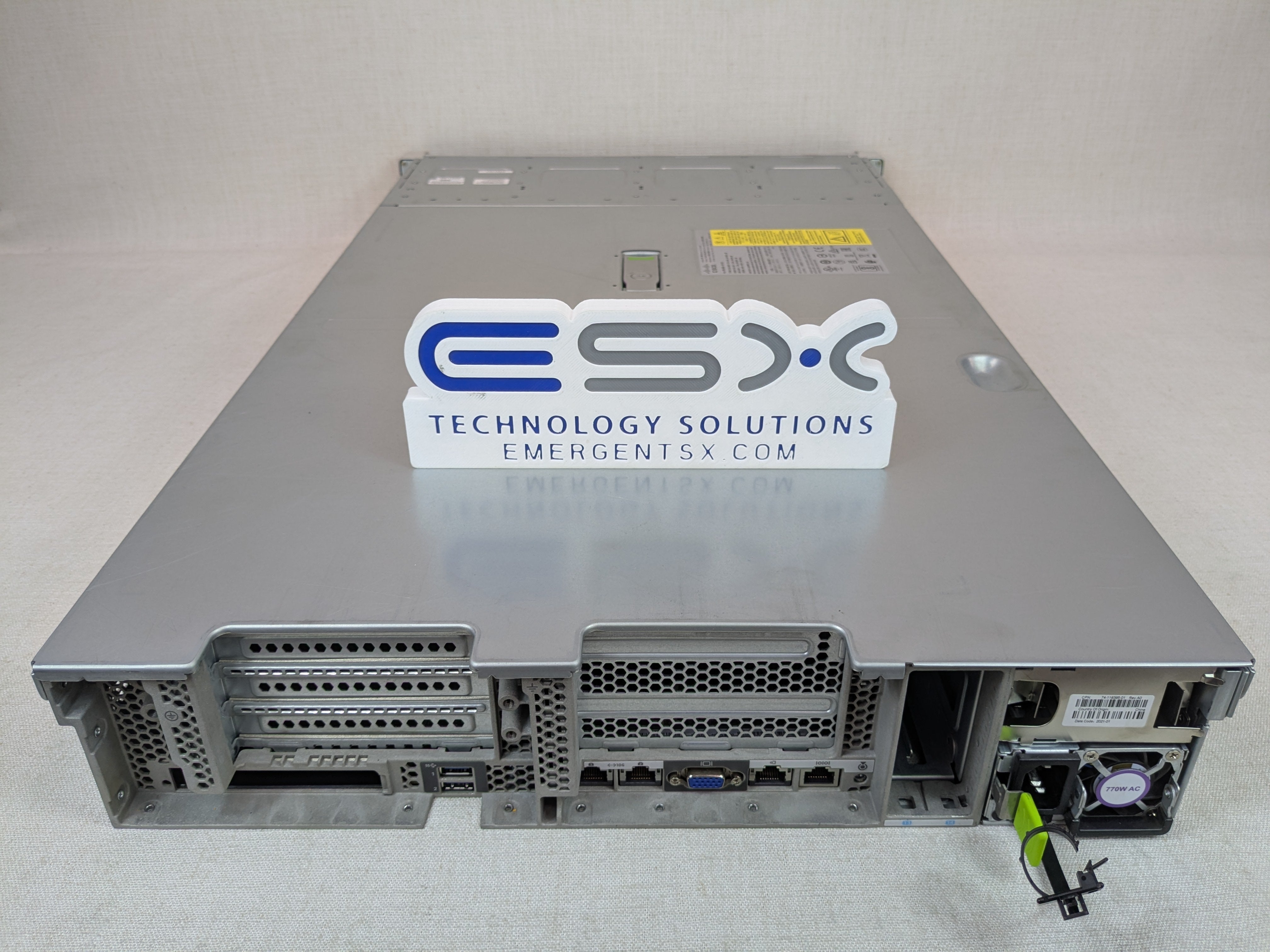 Cisco UCSC-C240-M5L 2U 12 LFF Barebones CTO Server – 1x Heatsink, 1x 770W PSU