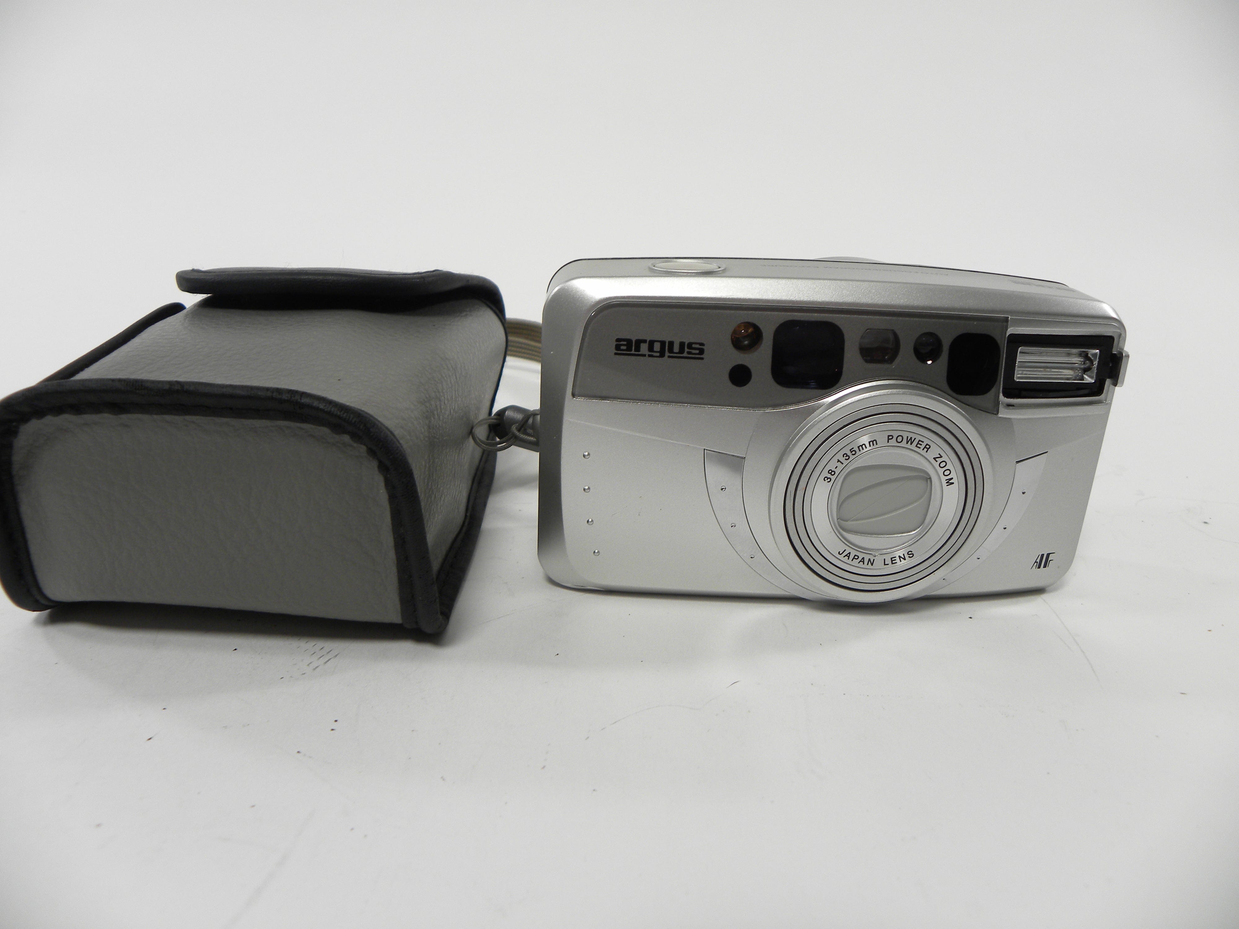 Argus 35mm Point-and-Shoot Camera, Model M5700D