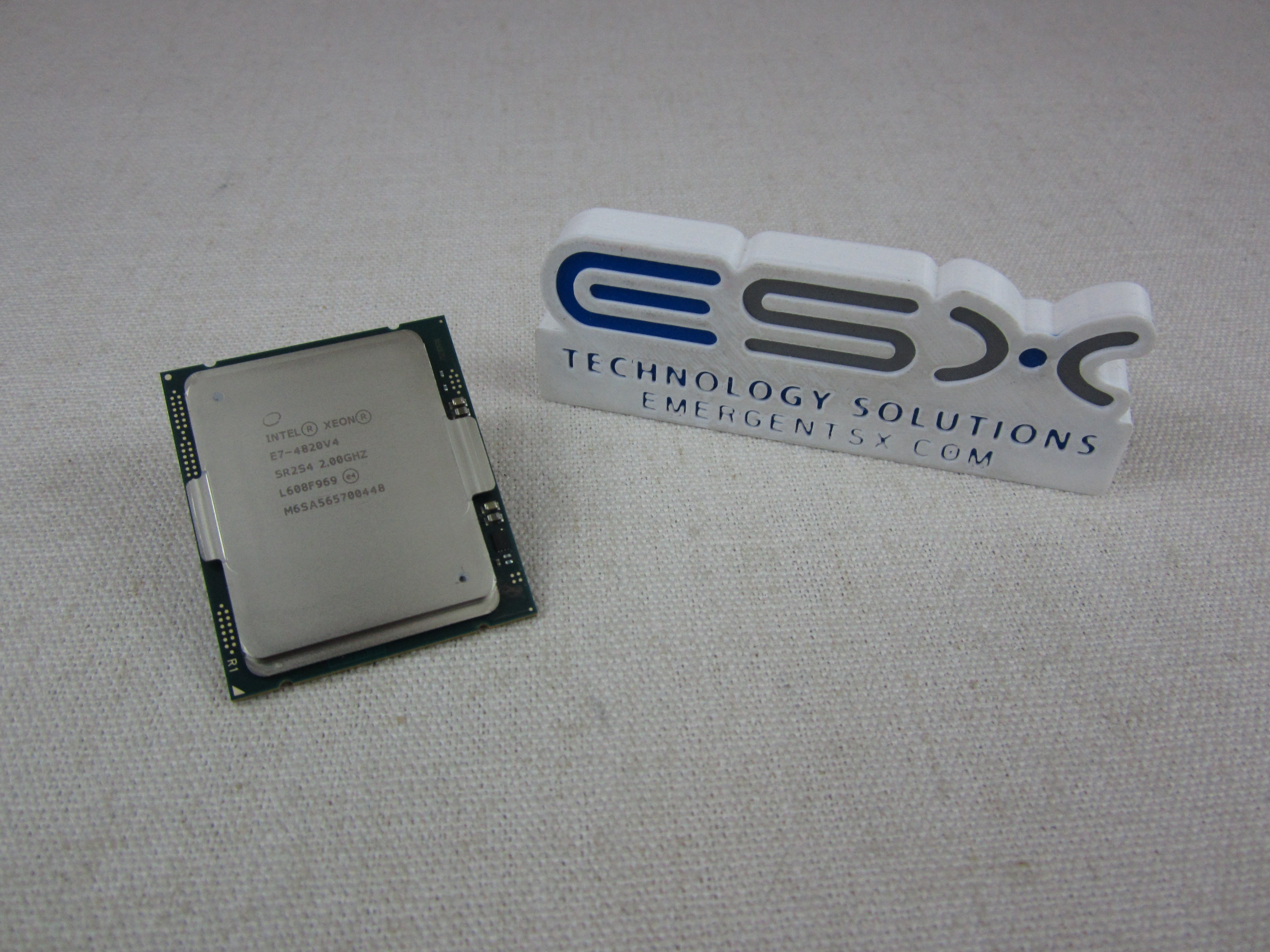 Intel Xeon 10-Core E7-4820v4 @ 2.0GHz, 25MB, 115W LGA2011 Processor SR2S4 CPU