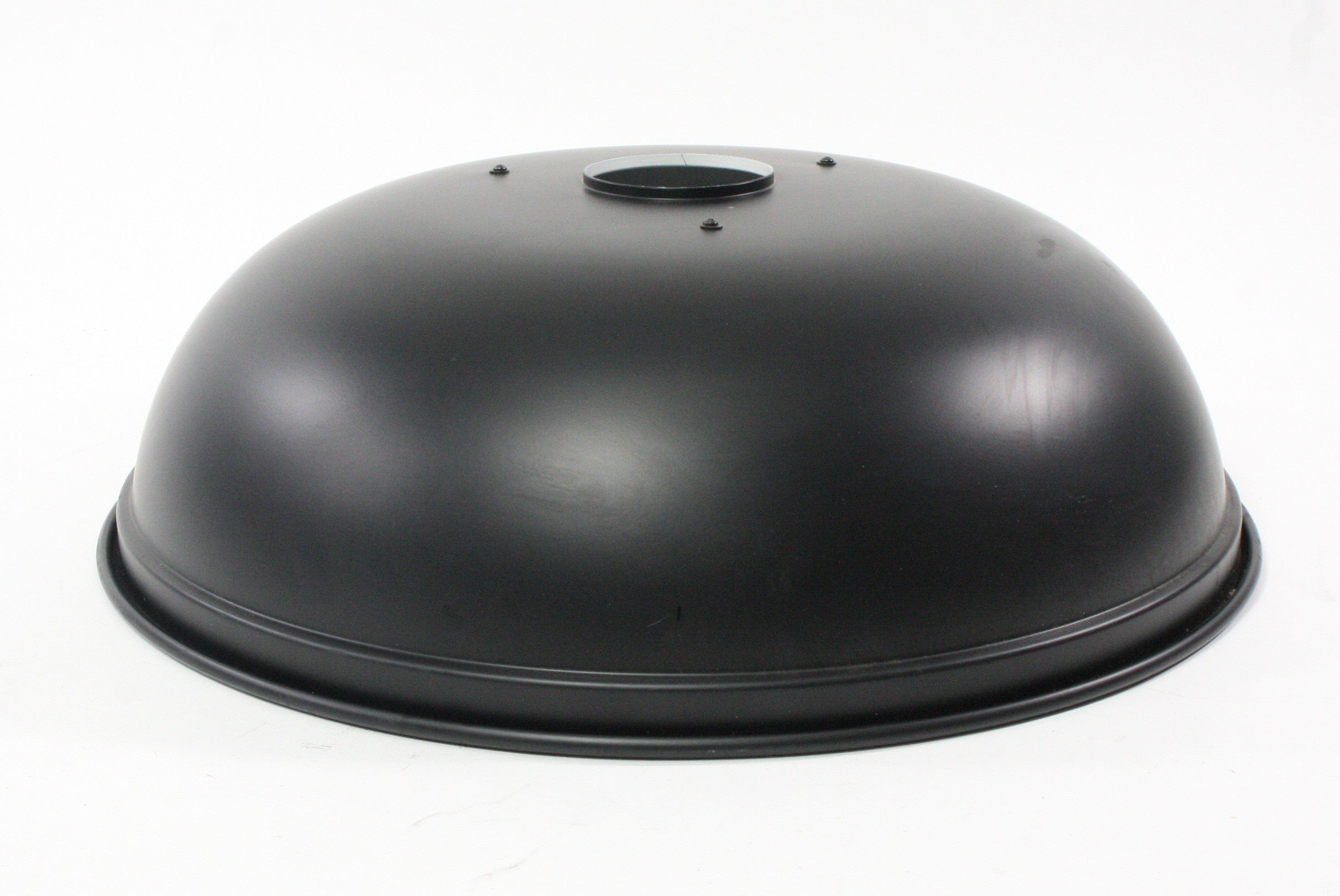 Beauty Dish Black with White Interior with Paul C. Buff Mount 22 inch