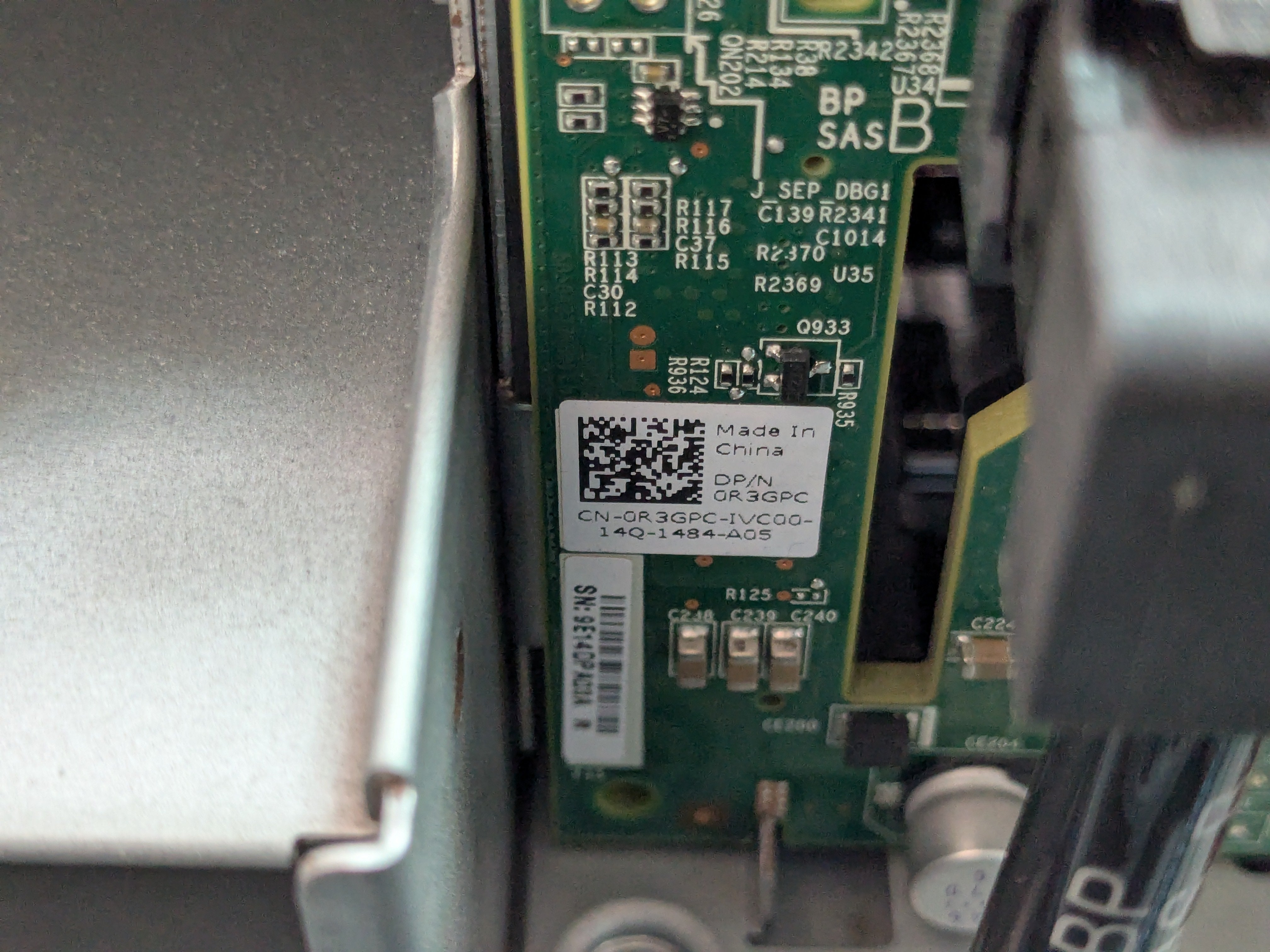 Dell PowerEdge R840 8x 2.5” 2U Barebones CTO Server – 2x Heatsink, 2x 1100W