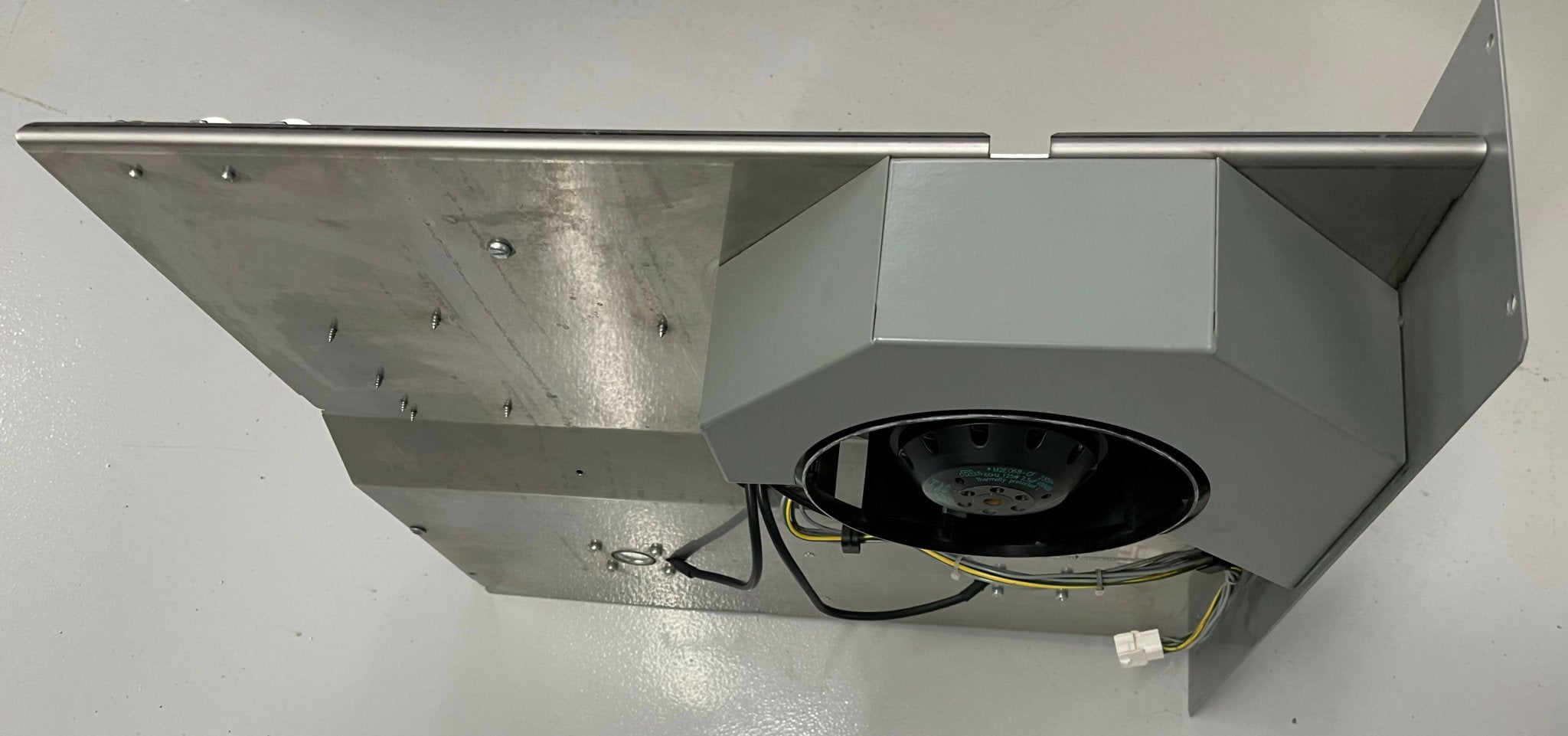 BLOWER FAN ASSEMBLY (7121382/7121267 SIEMENS