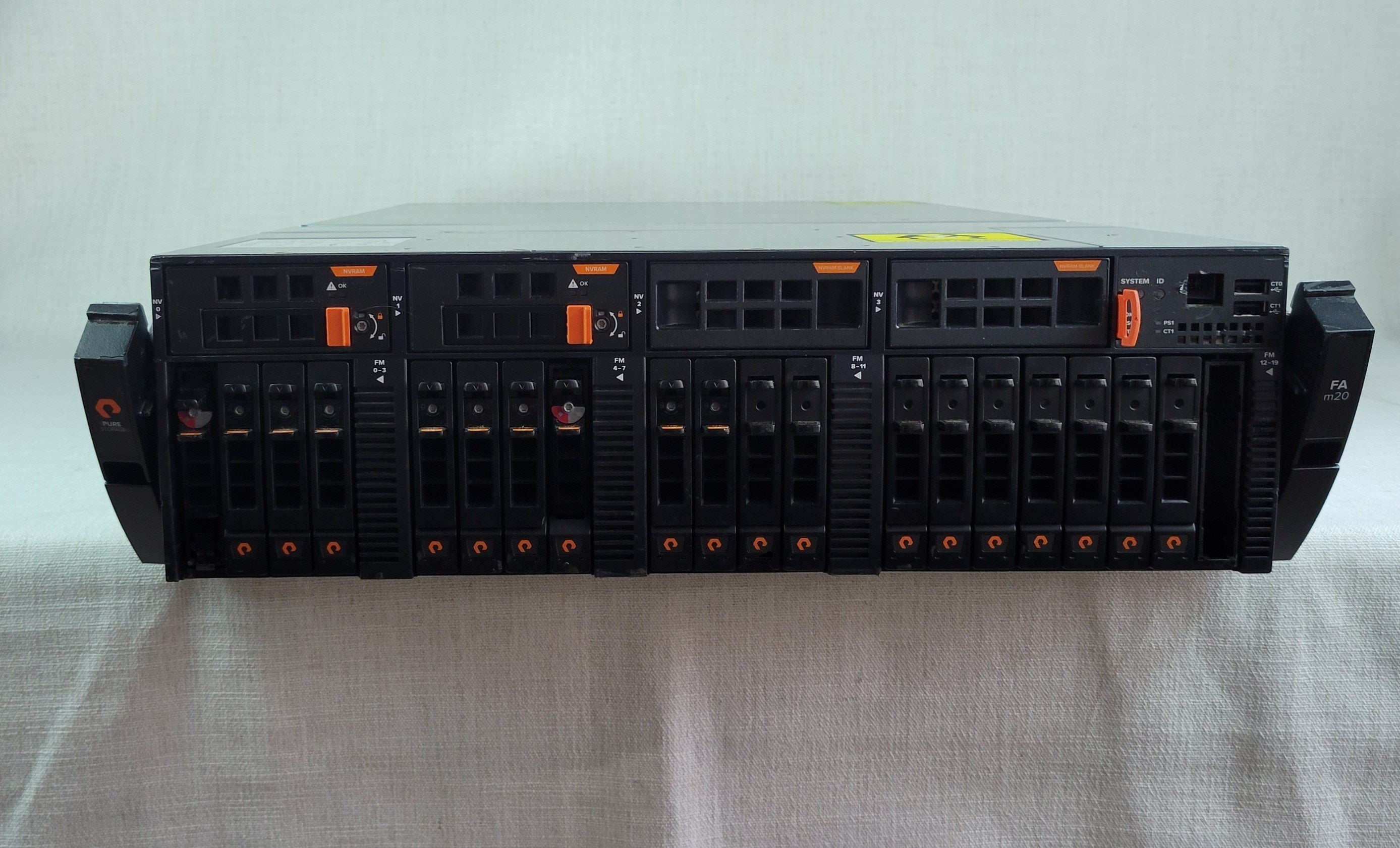 Pure Storage FA-M20 3U Storage Array