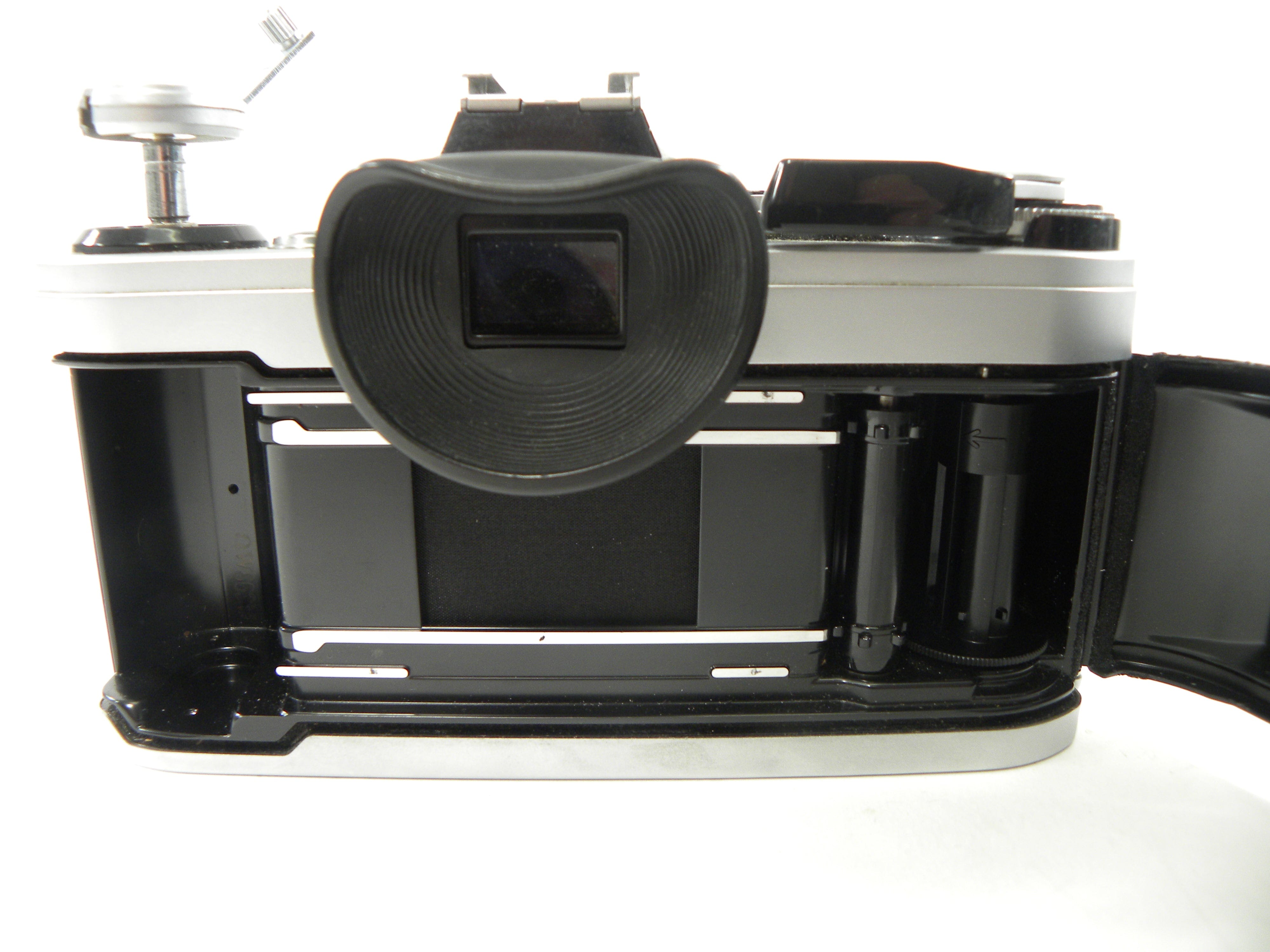 Canon AE-1 35mm SLR w/FD 35-105mm F3.5