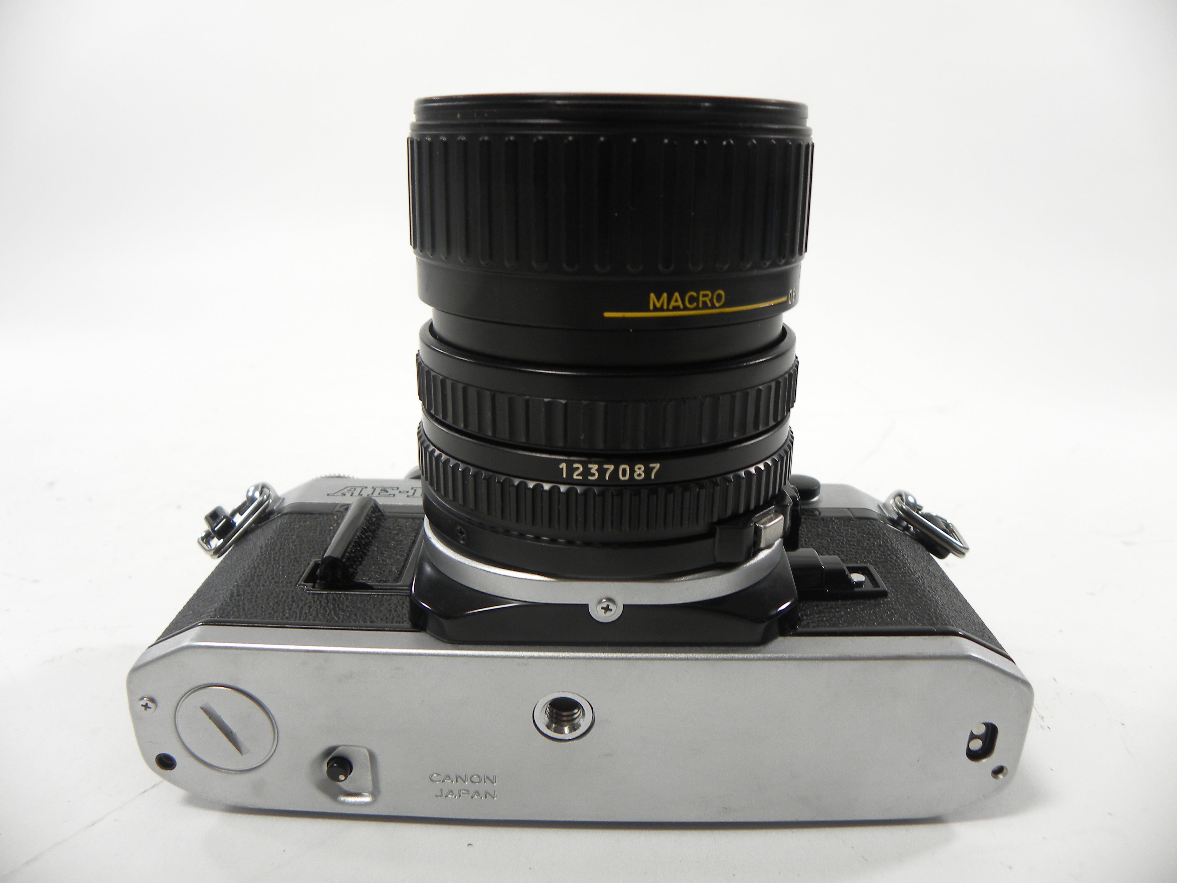 Canon AE-1 35mm SLR w/FD 35-70mm f3.5-4.5