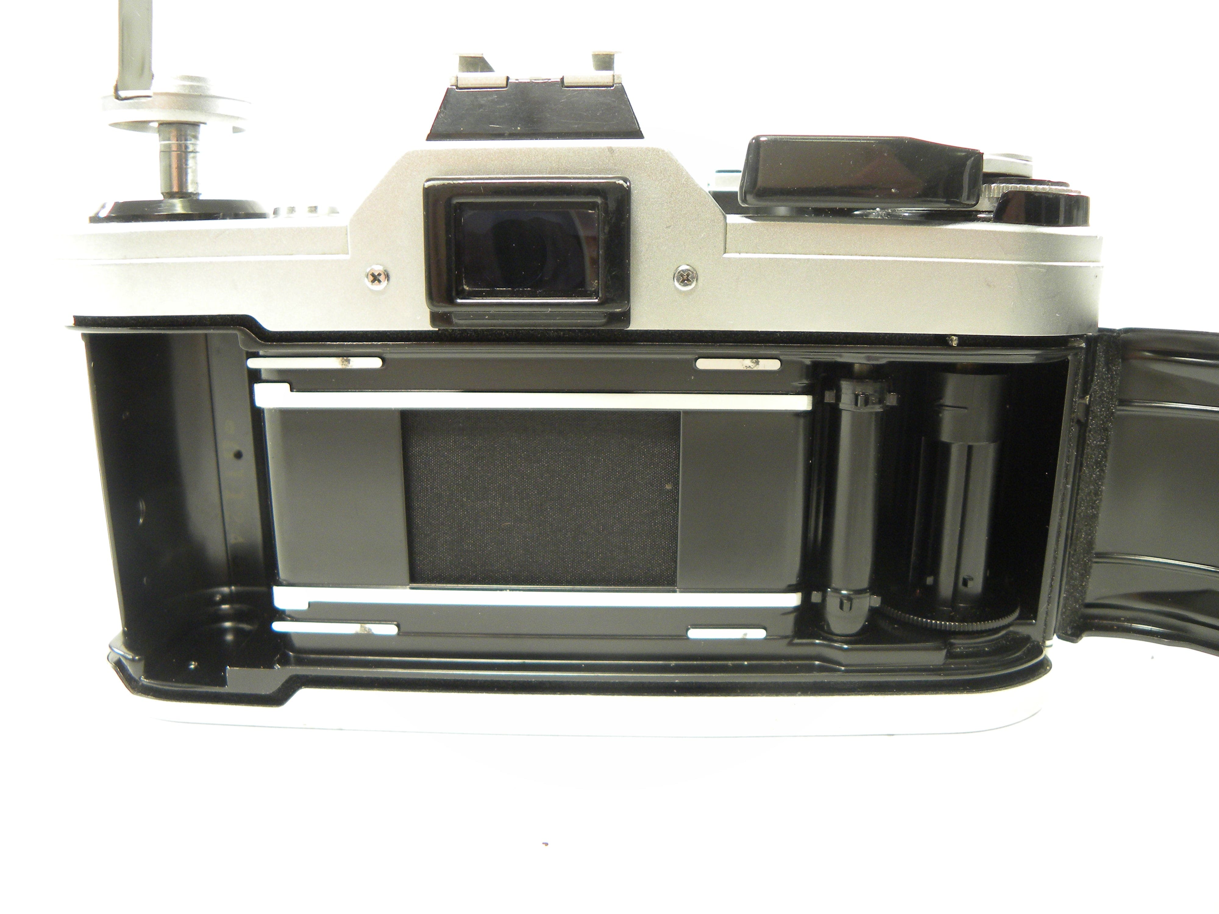 Canon AE-1 35mm SLR w/FD 50mm f1.8