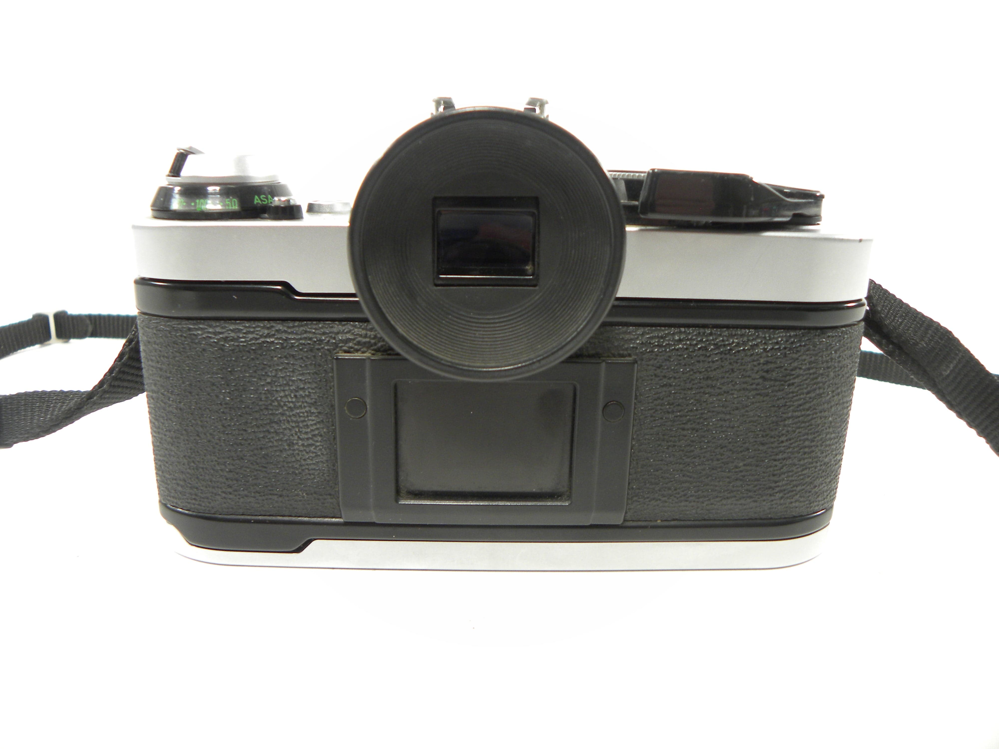 Canon AE-1 35mm SLR w/FD 50mm f1.8