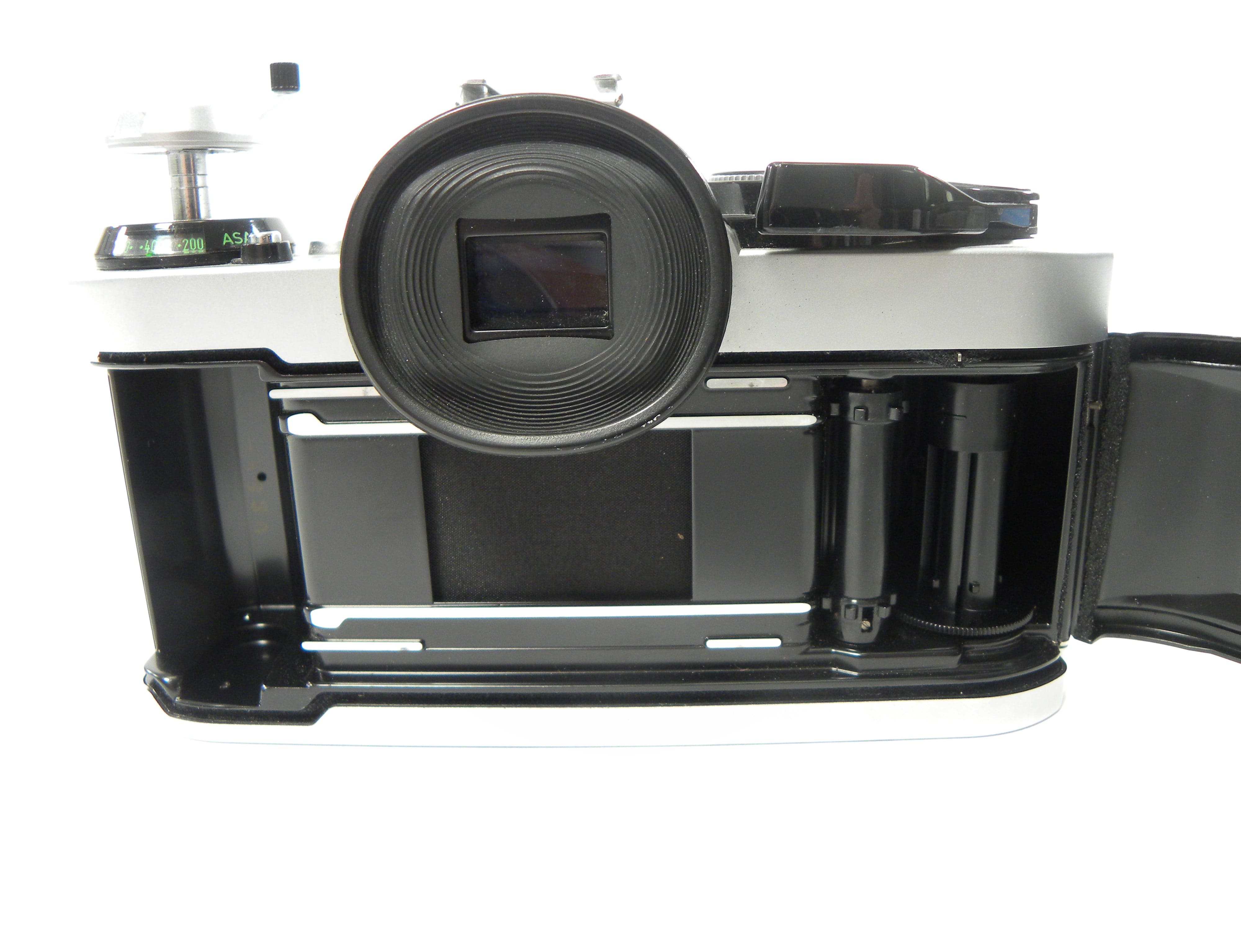Canon AE-1 Program 35mm SLR w/FD 50mm f1.8
