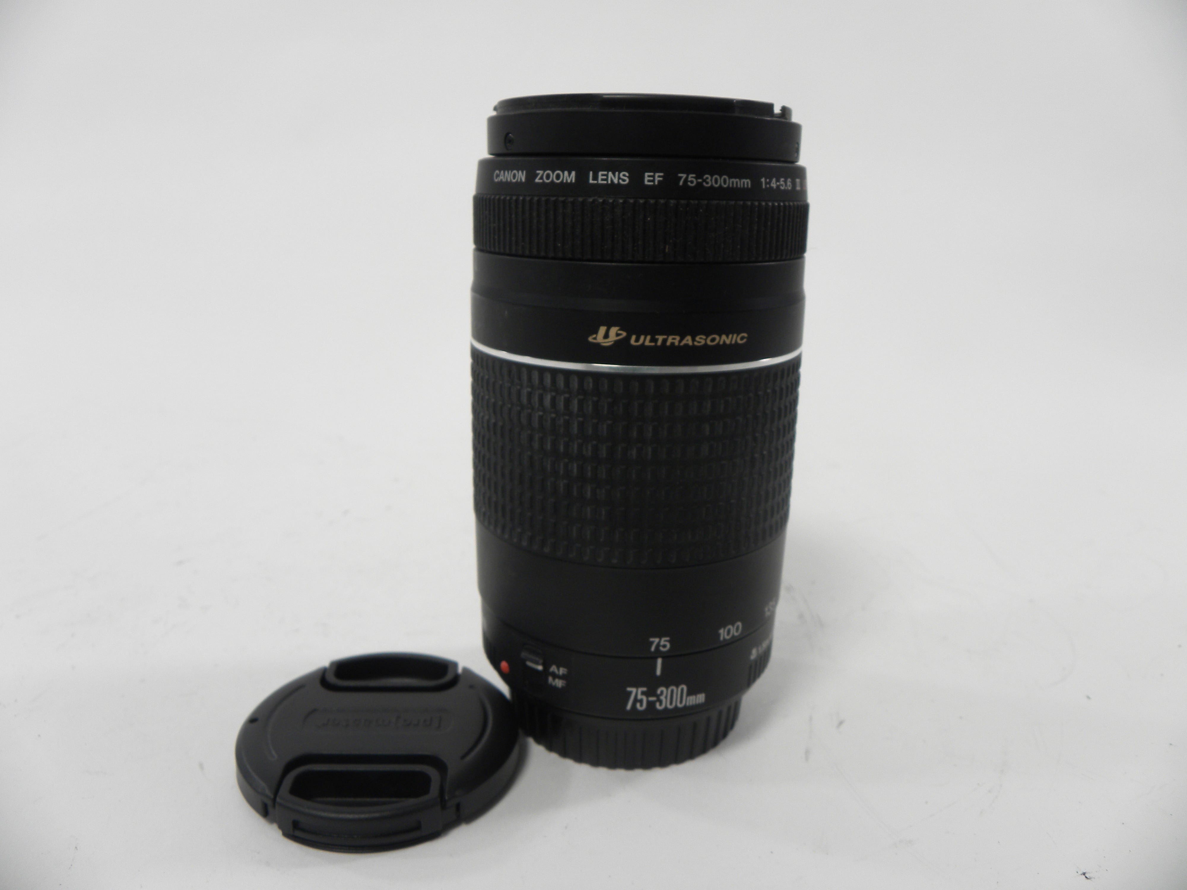 Canon EF 75-300mm f-5.6 III USM