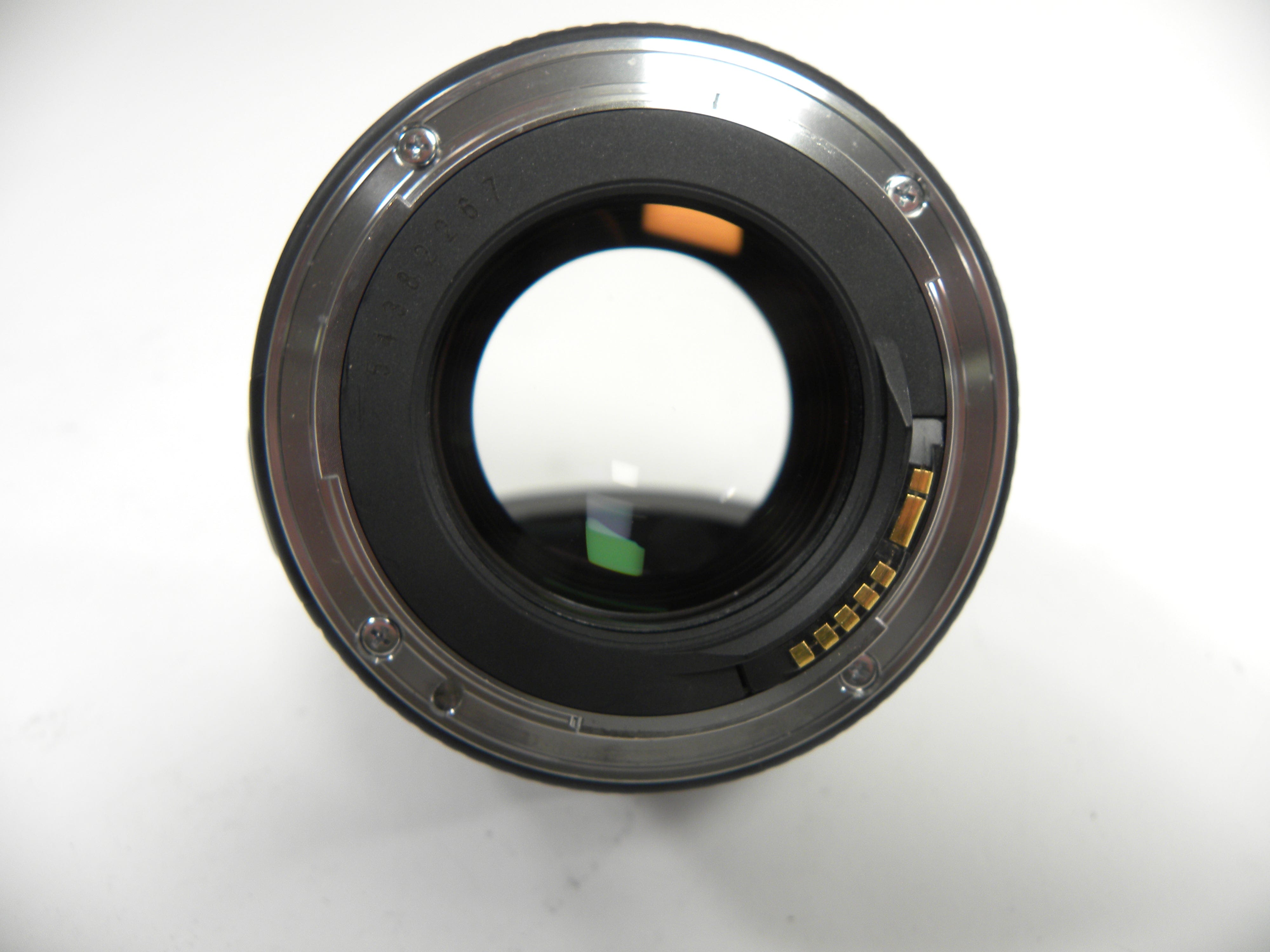 Canon EF 85mm f1.8 USM