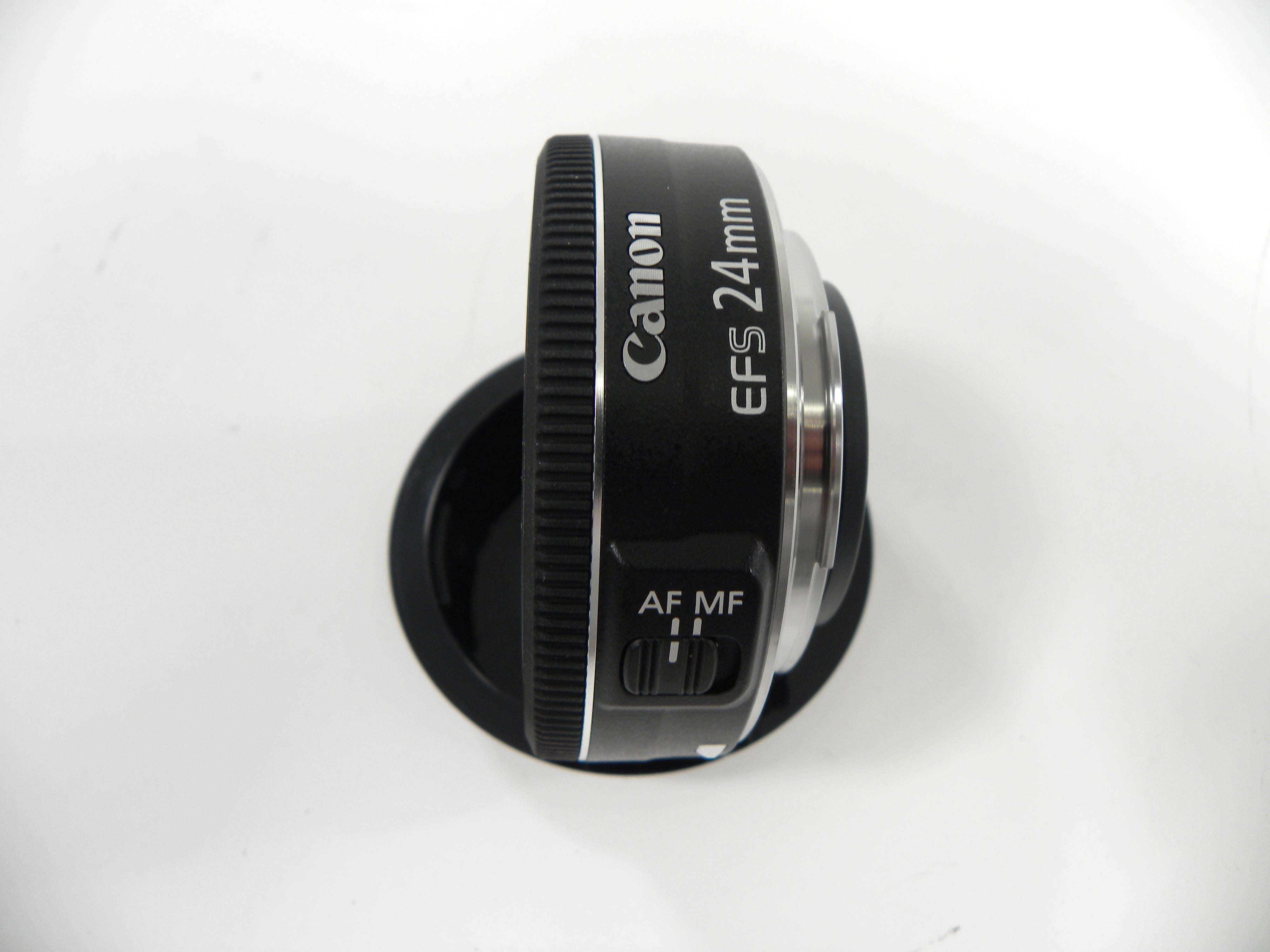 Canon EF-S 24mm f2.8 STM Macro