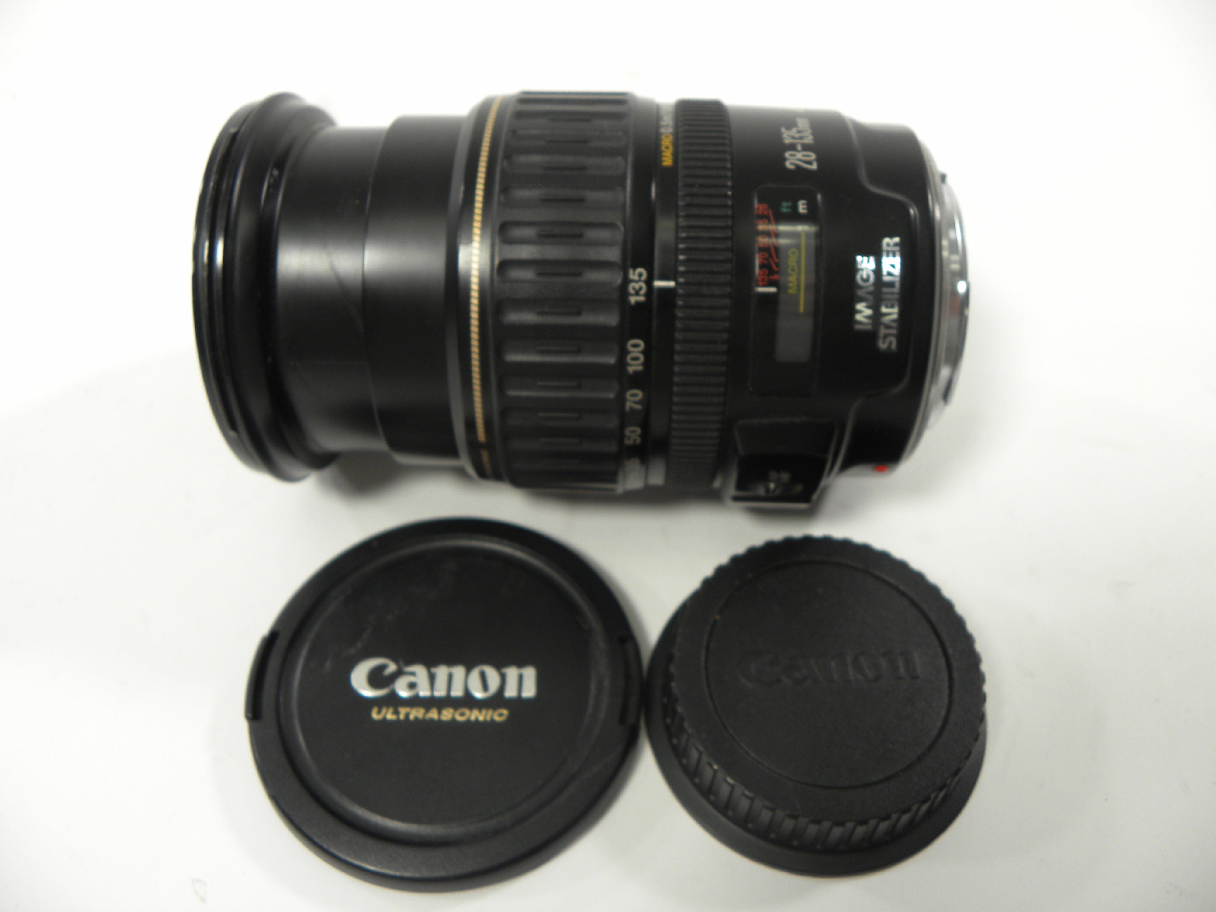 Canon EF Zoom 28-135mm f3.5-5.6 IS