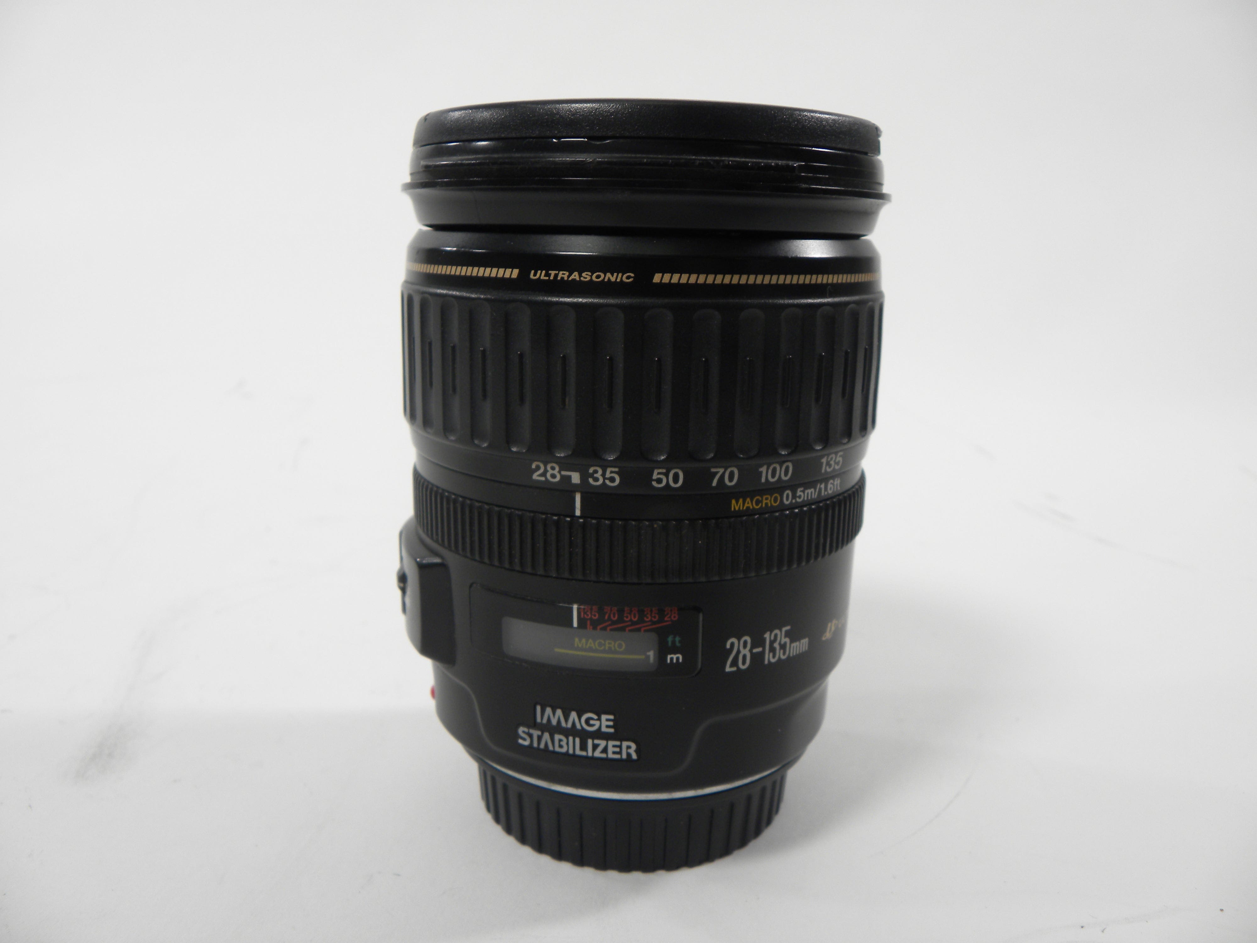 Canon EF Zoom 28-135mm f3.5-5.6 IS
