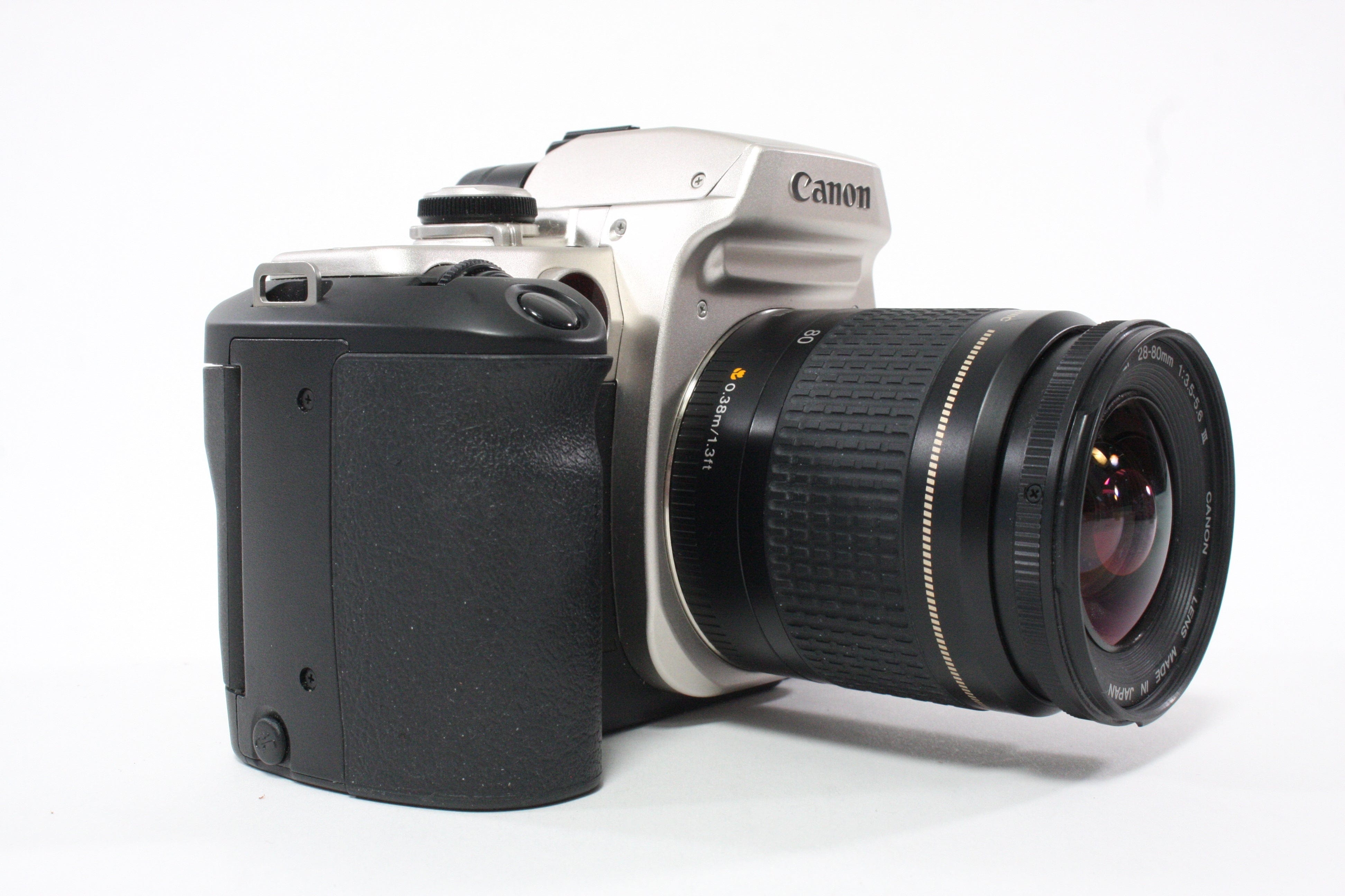 Canon Elan IIE with 28-80mm f/3.5-5.6 III Lens