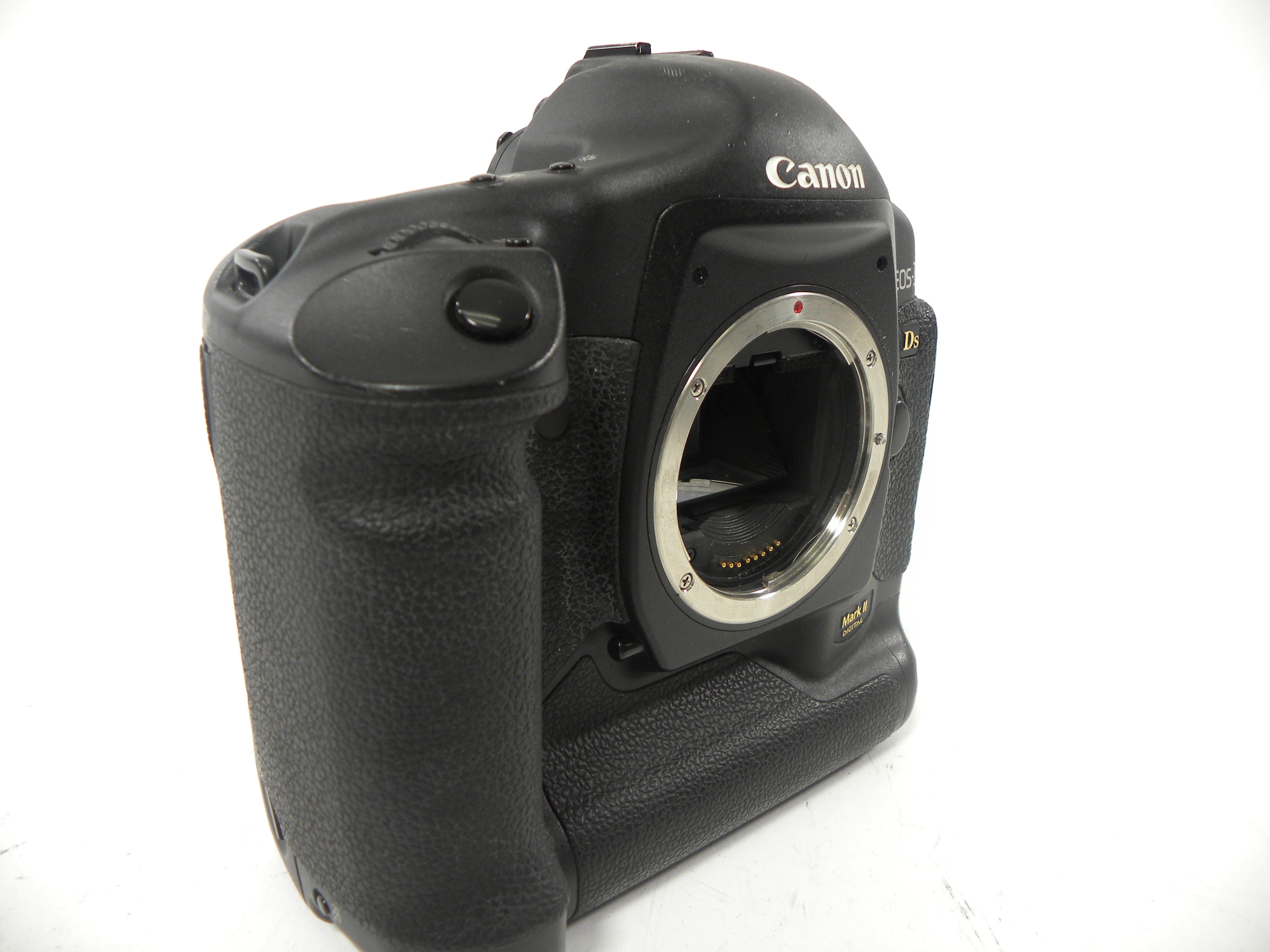 Canon EOS -1Ds Mark II 16.7mp Digital SLR Body Only