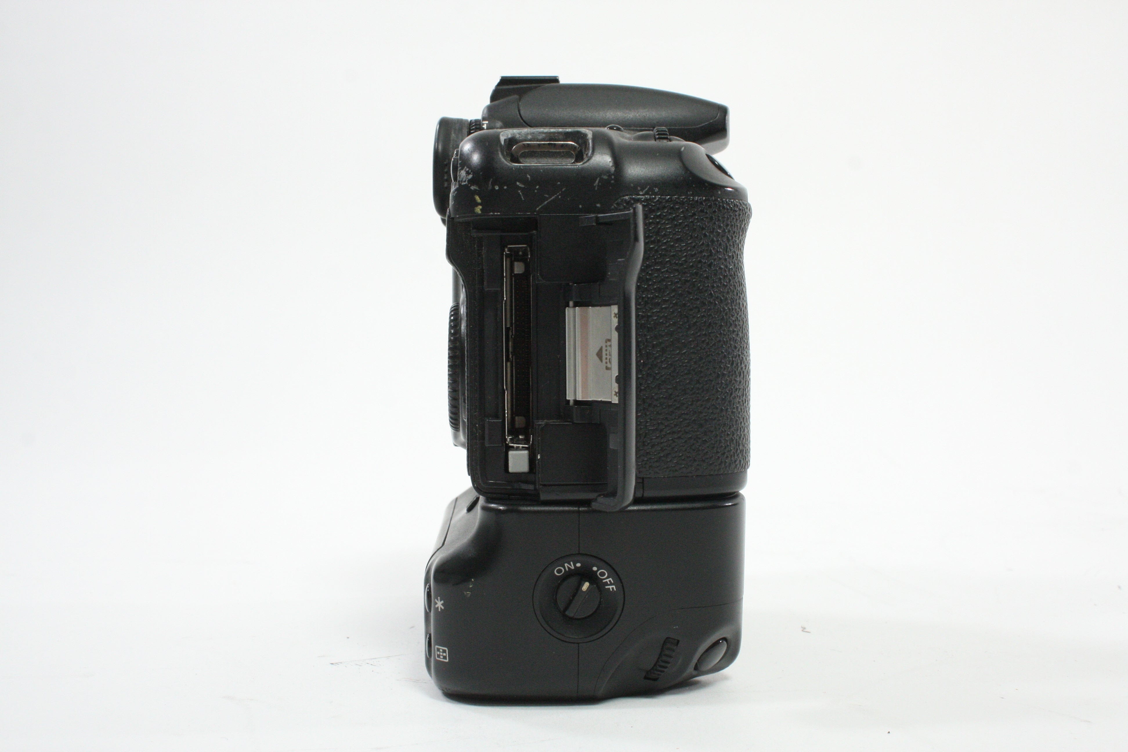 Canon EOS 20D DSLR Camera with BG-E2 Battery Grip (Shutter Count N/A)