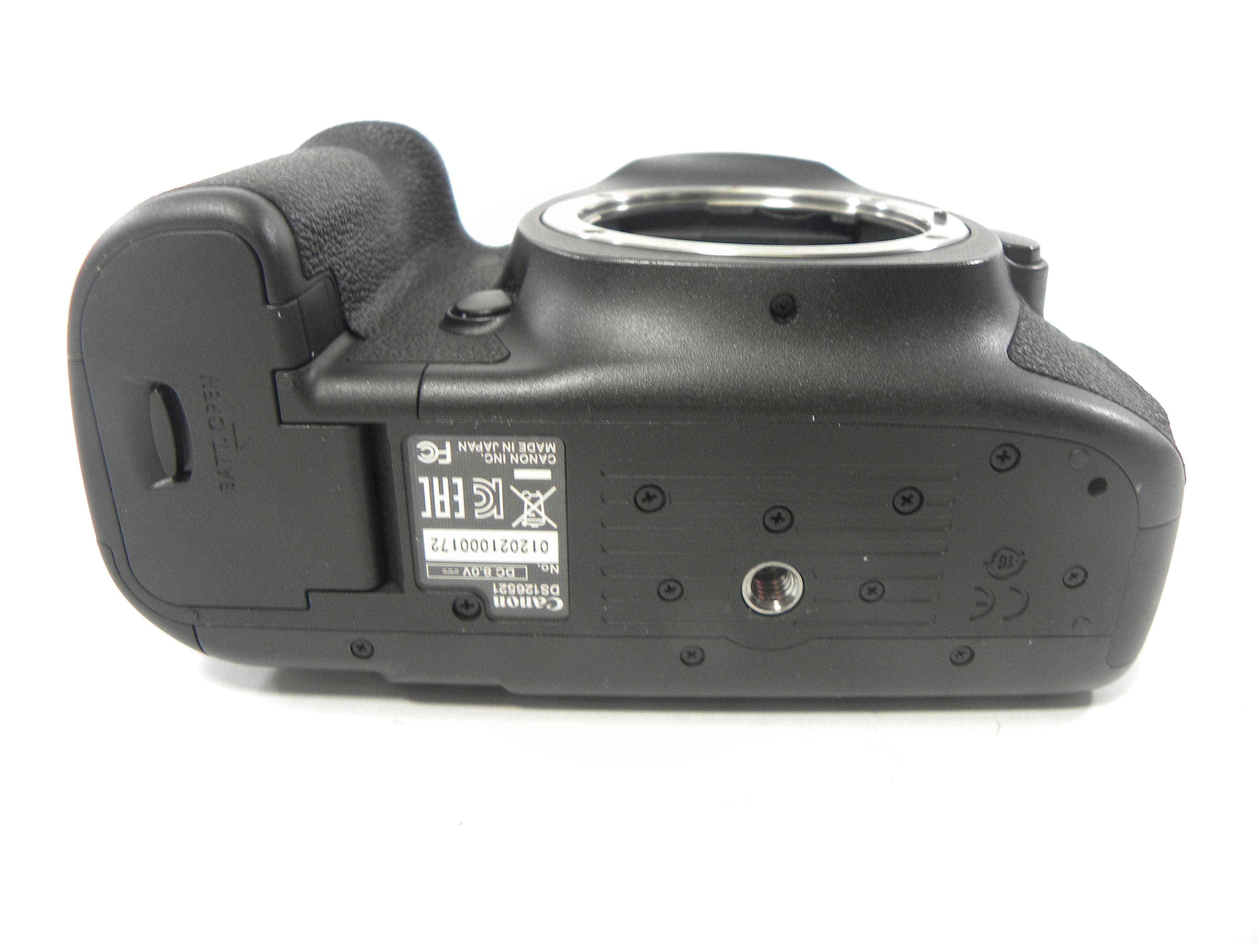 Canon EOS 5Ds 50.6mp Digital SLR Body Only Shutter Ct. 36,118