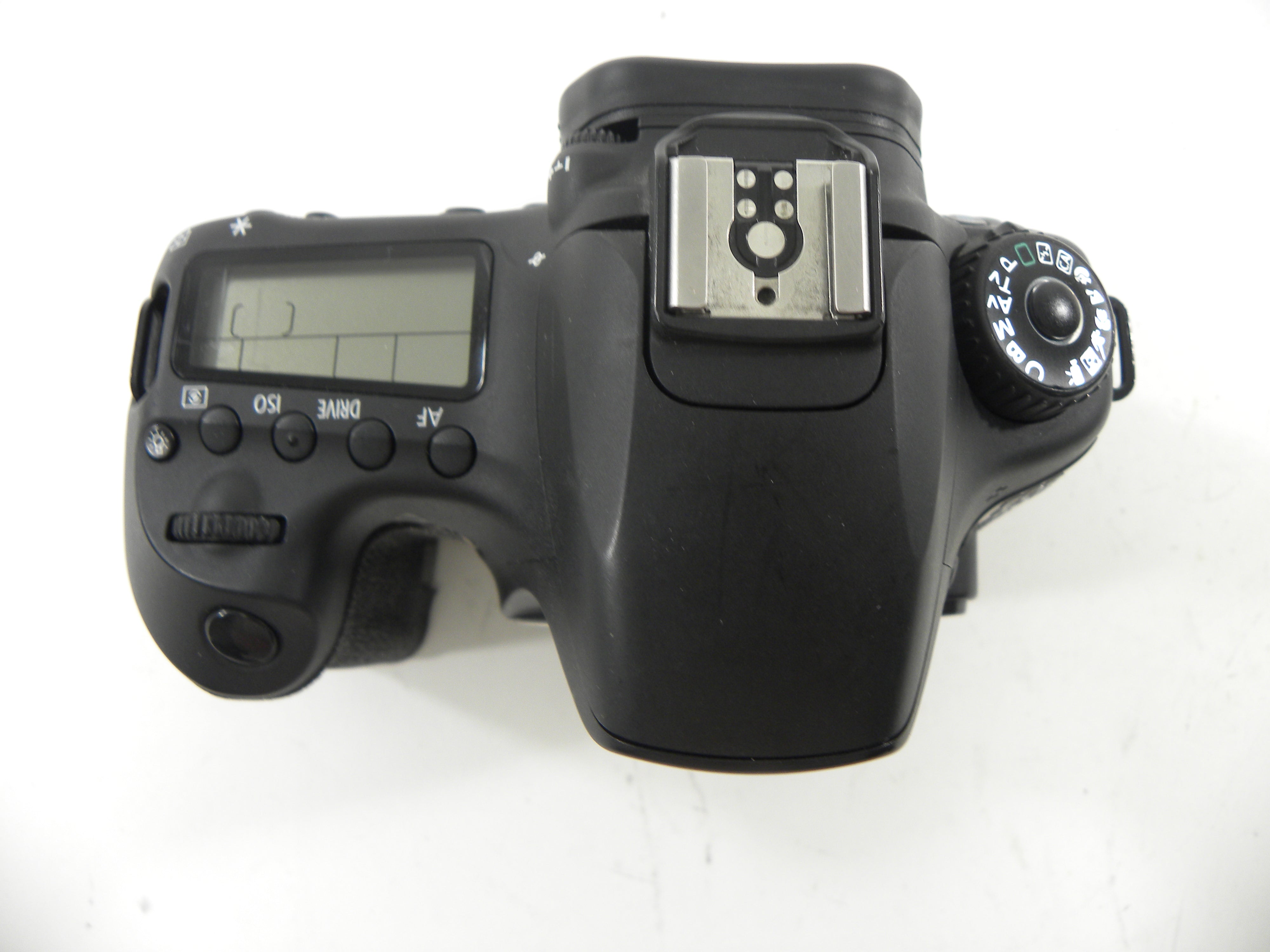 Canon EOS 60D 18mp Digital SLR Body Only Shutter Ct. 36,825 w/BG-E9 Grip
