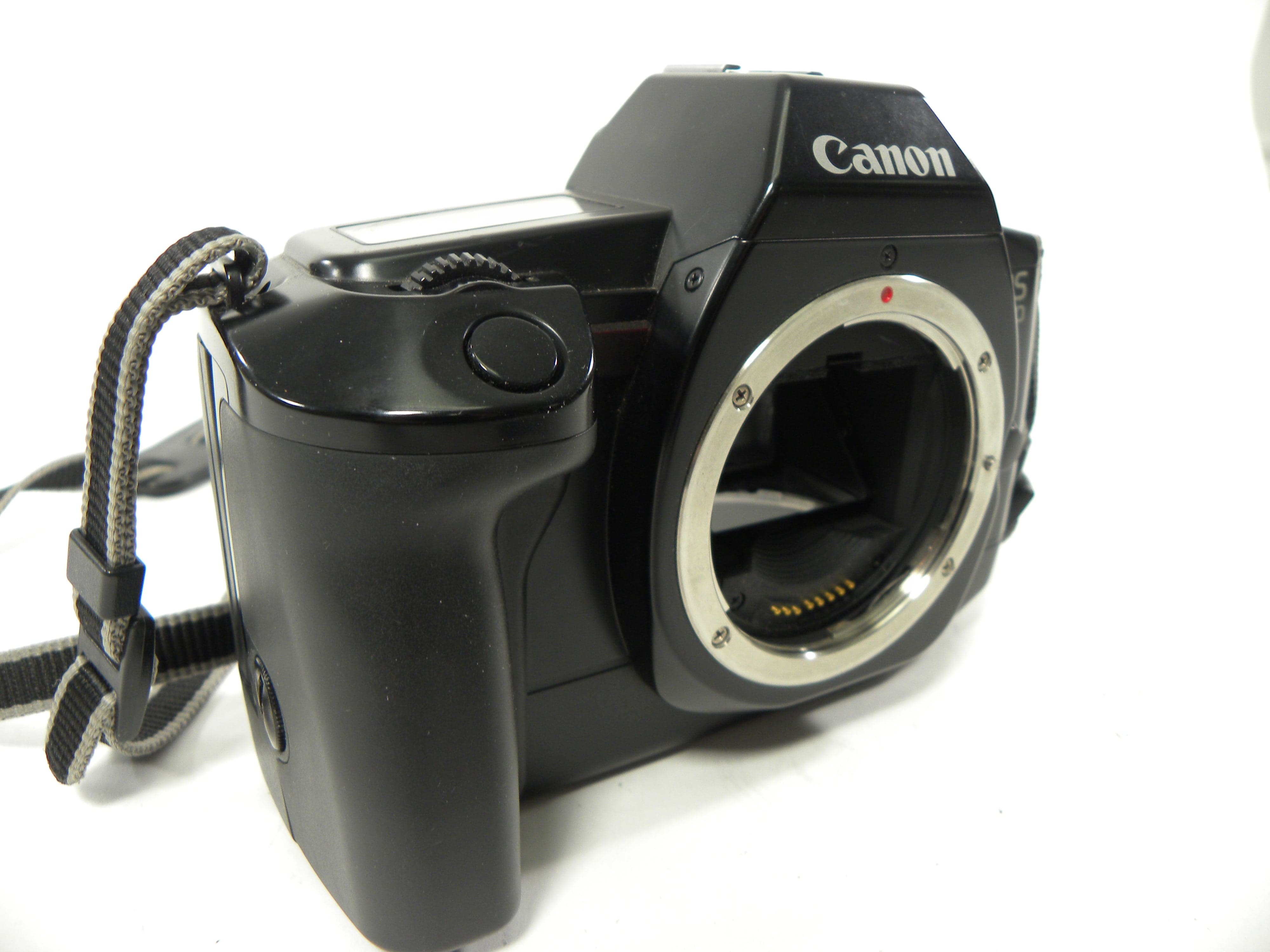 Canon EOS 650 35mm SLR Camera Body Only
