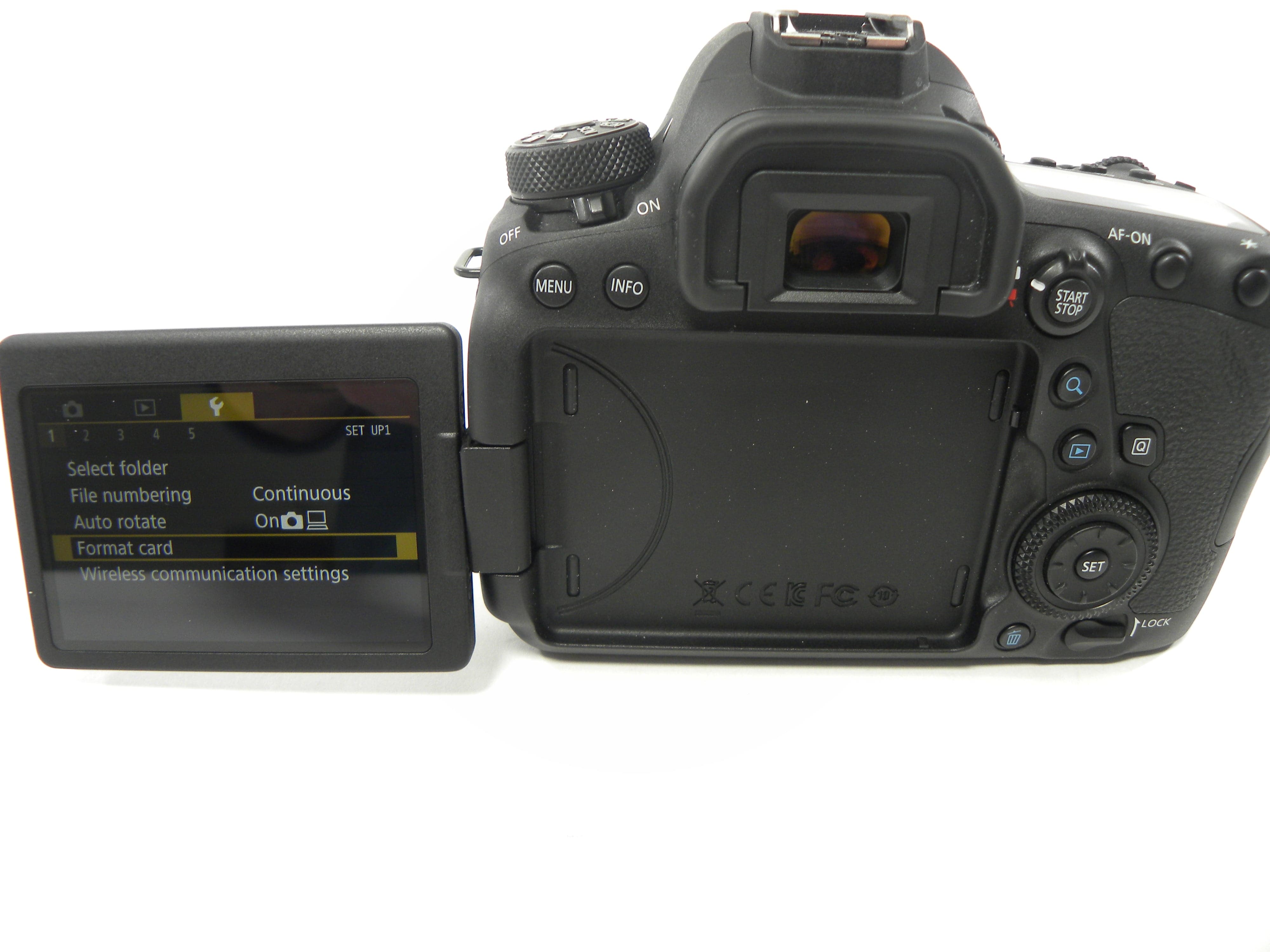 Canon EOS 6D Mark II 26.2mp Digital SLR body only Shutter Ct. 1,132