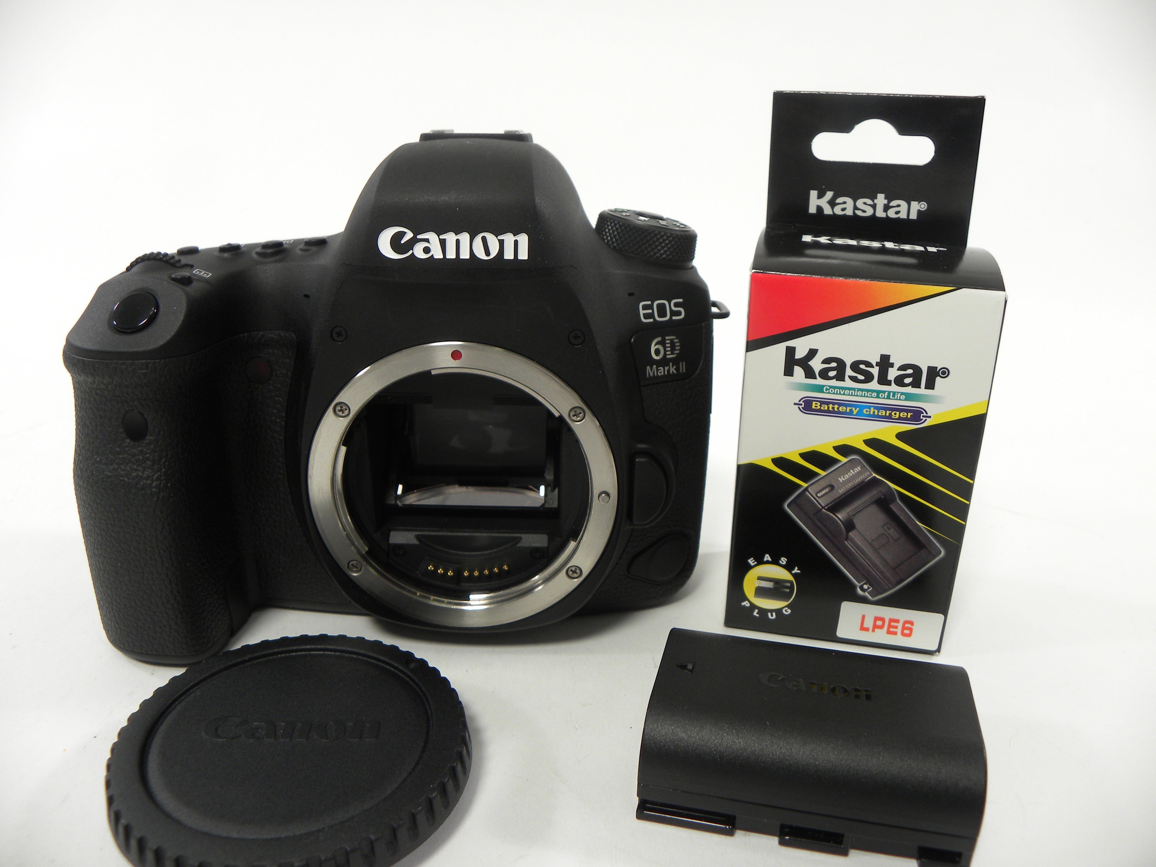 Canon EOS 6D Mark II 26.2mp Digital SLR body only Shutter Ct. 1,132