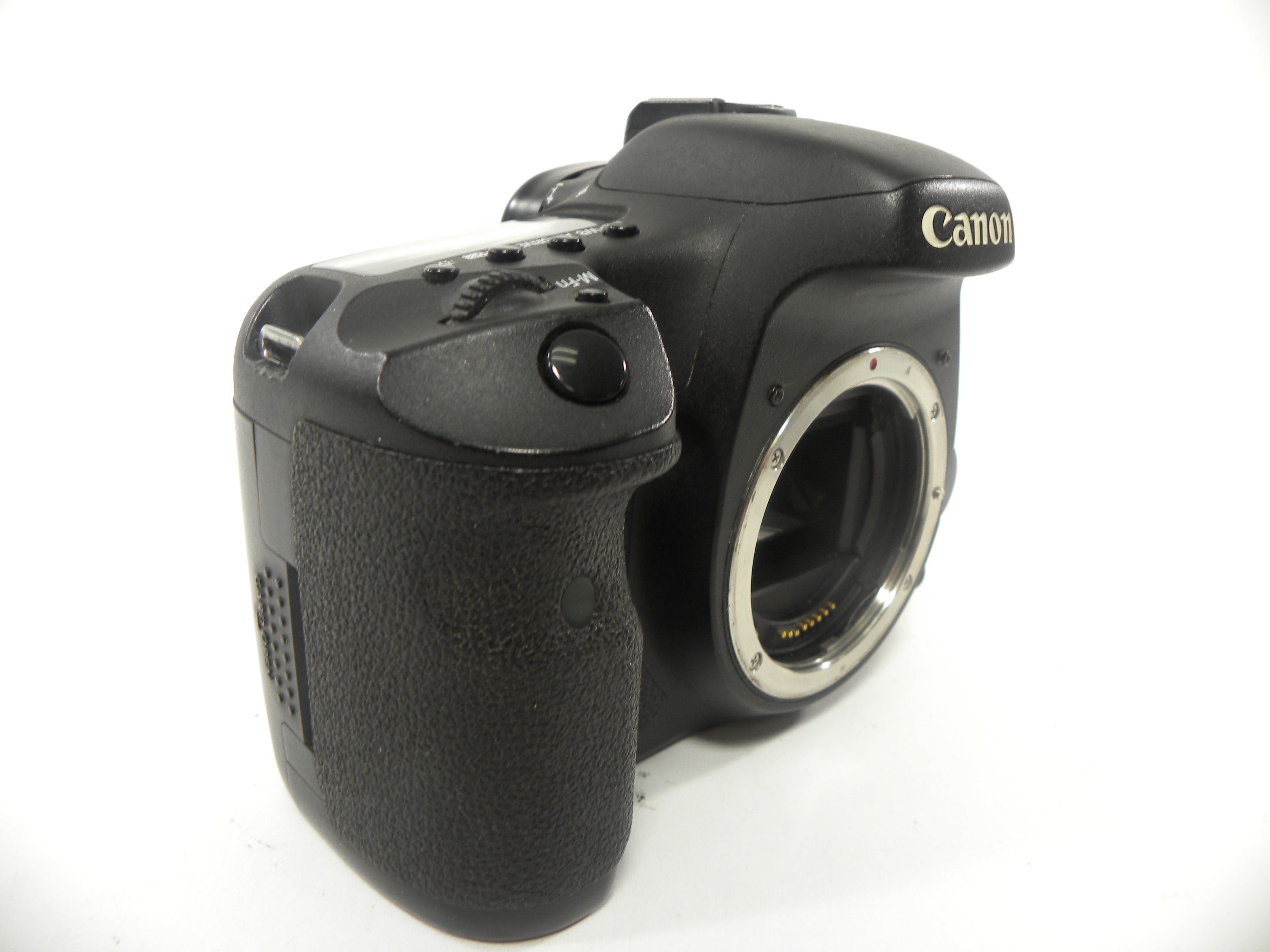 Canon EOS 7D 18.0mp Digital SLR Body Only Shutter Ct. 111,051