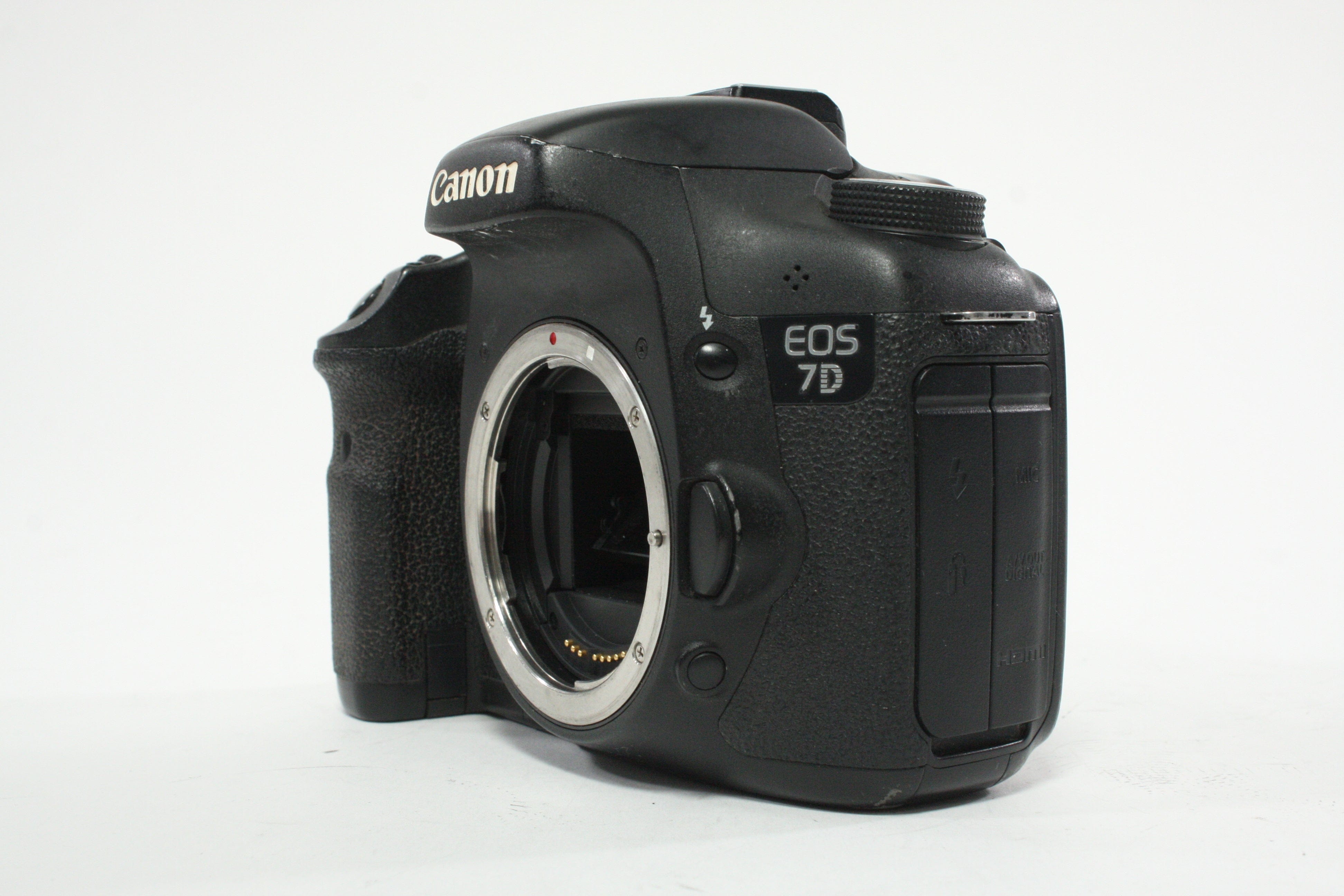 Canon EOS 7D DSLR Camera with a Shutter Count of 171,026