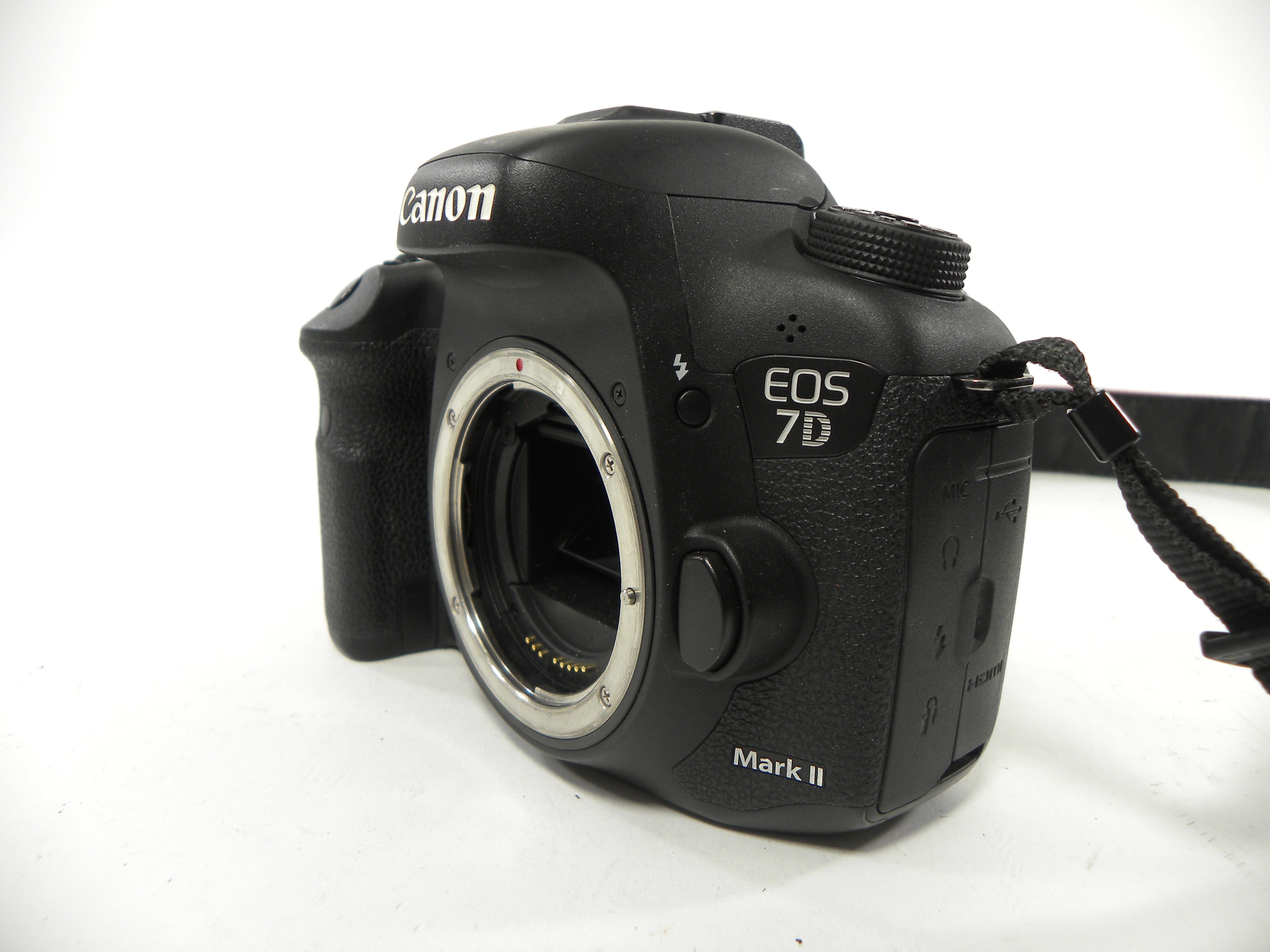 Canon EOS 7D Mark II 20.2mp Digital SLR Body Only Shutter Ct. 265,639