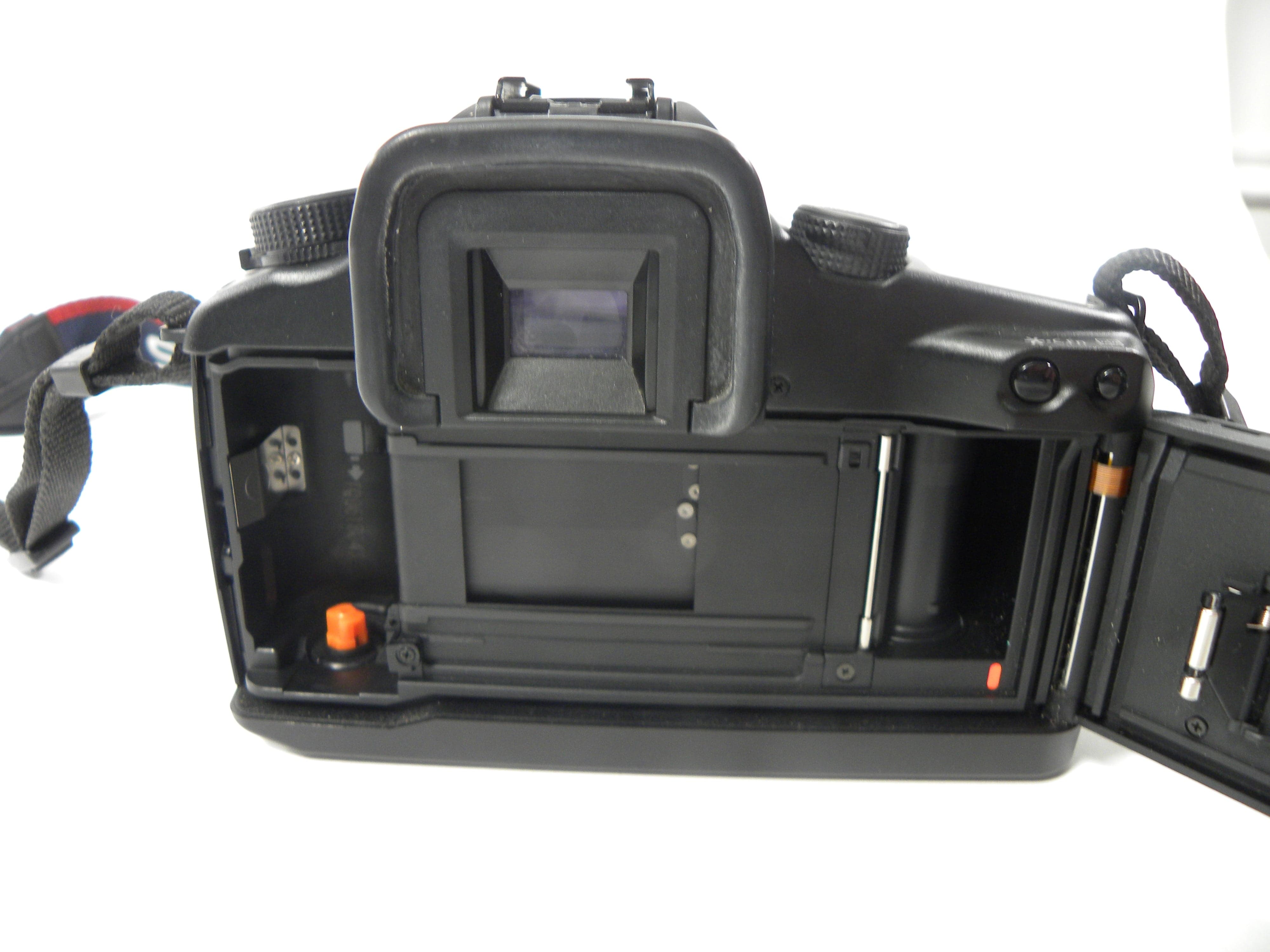 Canon EOS Elan 7 35mm SLR w/EF 28-80mm f3.5-5.6
