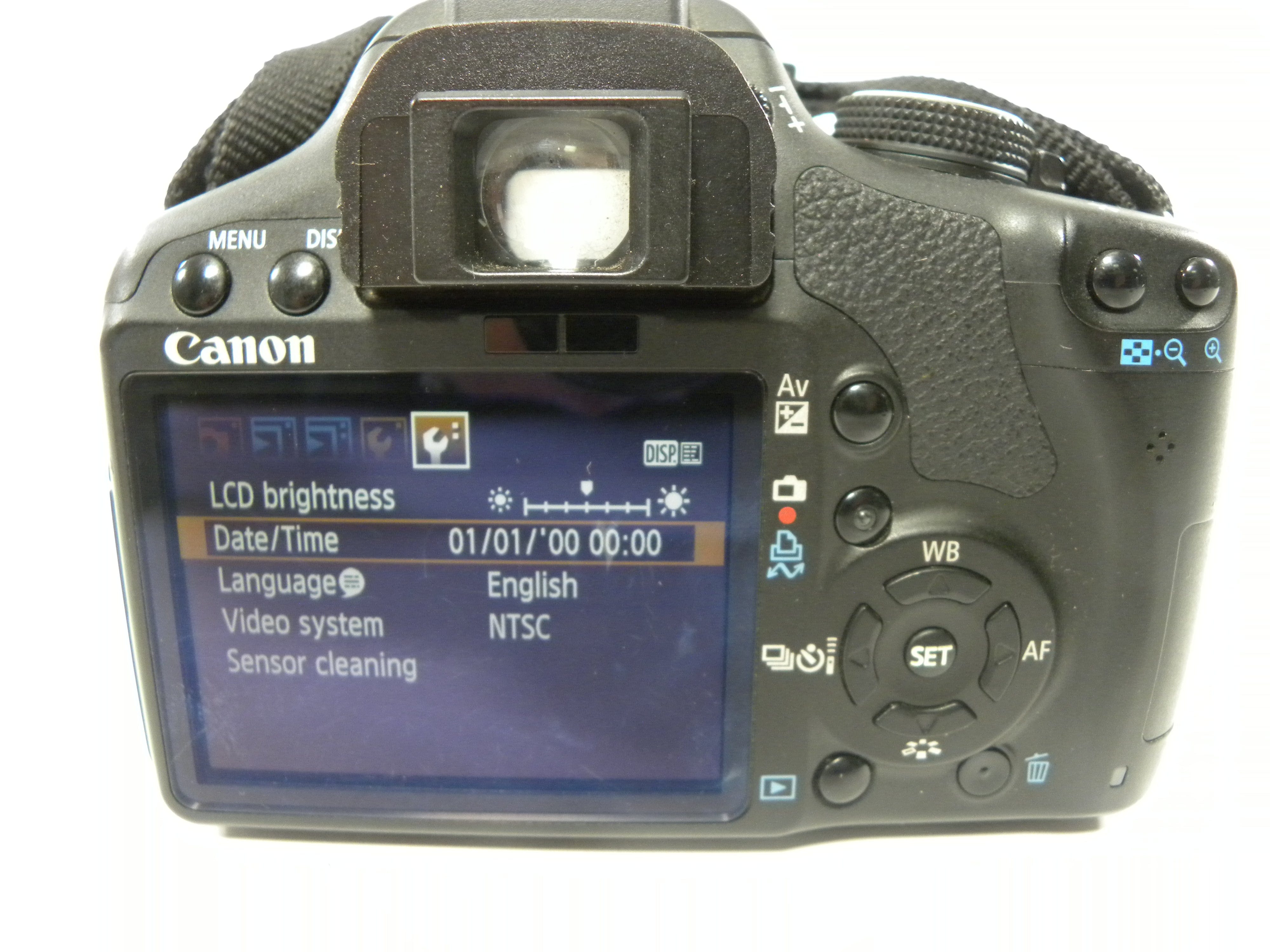 Canon EOS Rebel T1i 15.1mp Digital SLR w/EF-S 18-55 IS Shutter Ct. 7,432