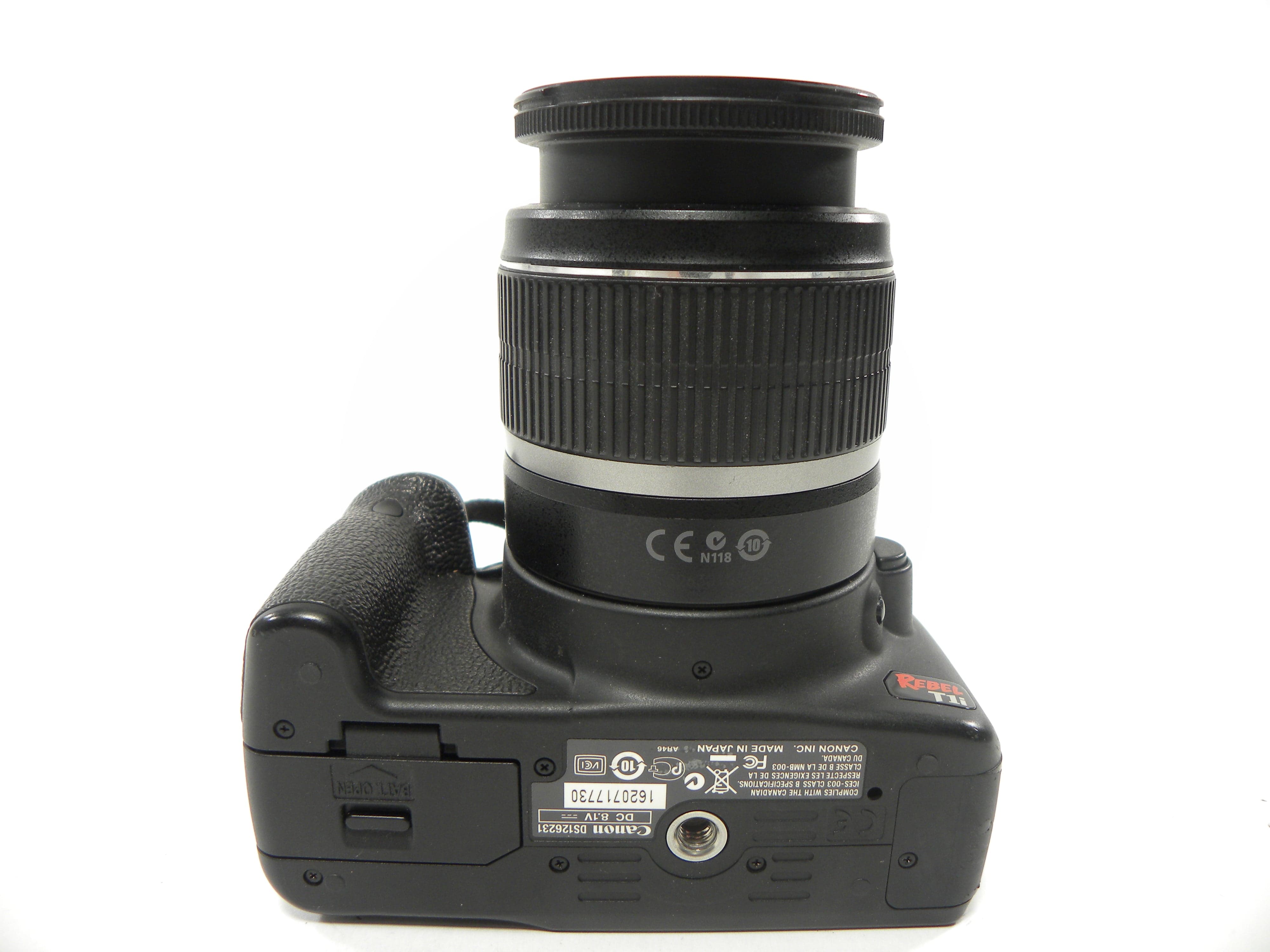 Canon EOS Rebel T1i 15.1mp Digital SLR w/EF-S 18-55 IS Shutter Ct. 7,432