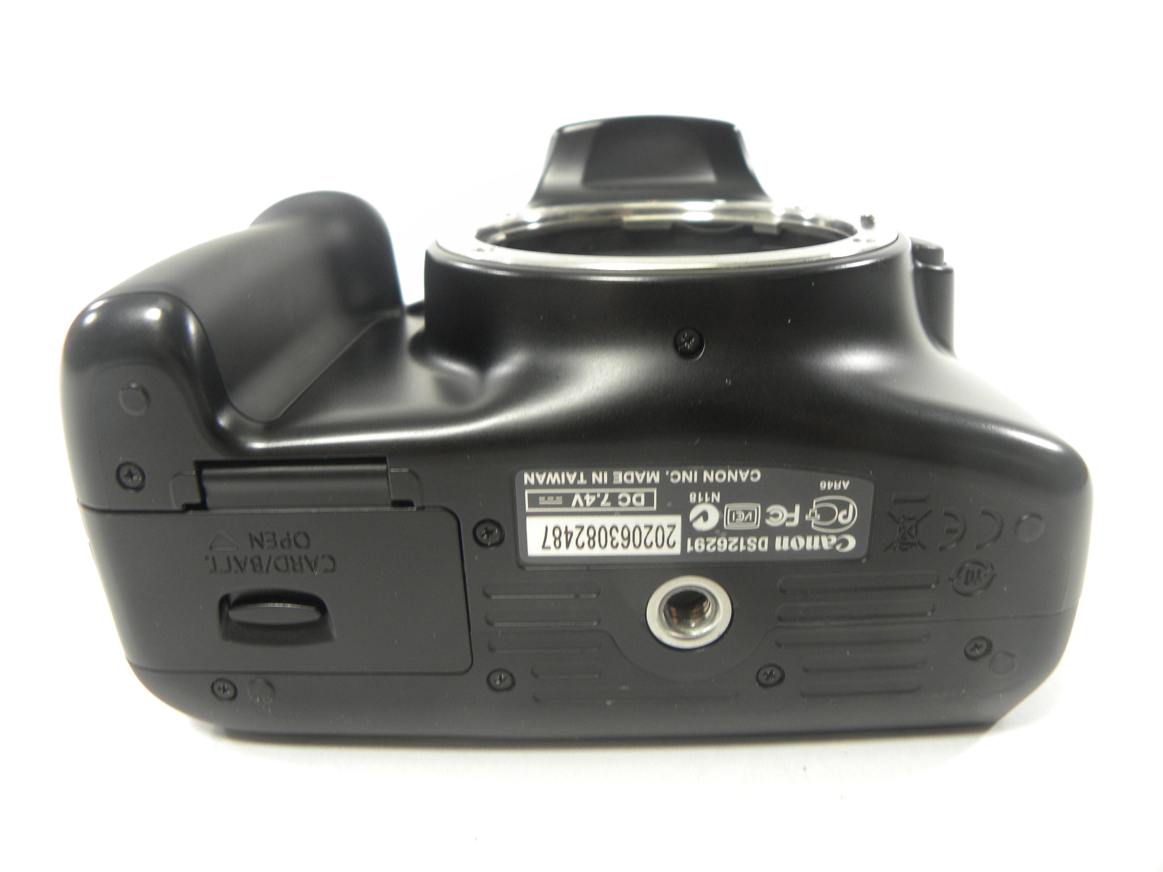 Canon EOS Rebel T3 18mp Digital SLR Body Only Shutter Ct. 5,065