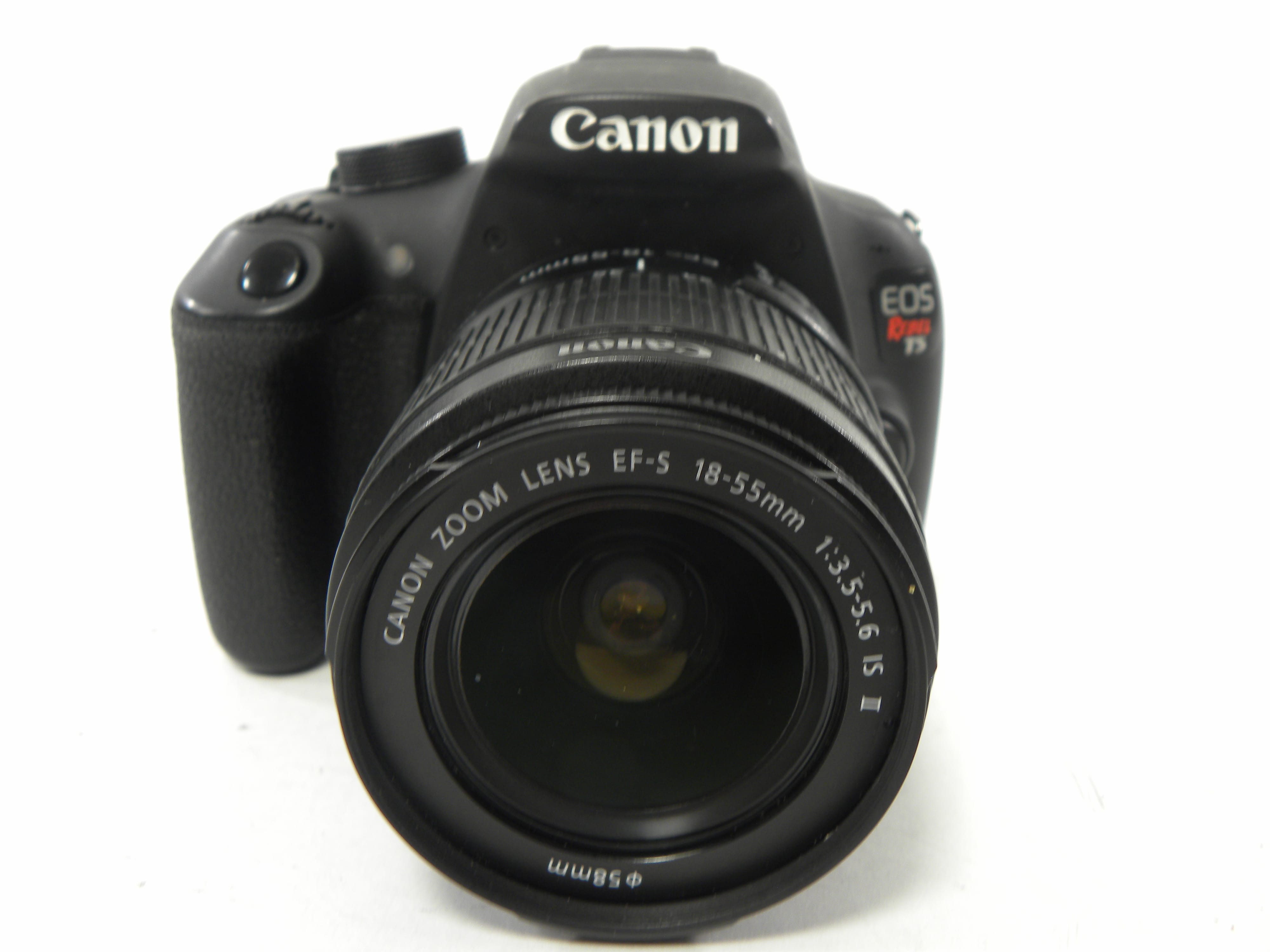 Canon EOS Rebel T5 18mp Digital SLR w/18-55 IS II Shutter Ct. 14,283