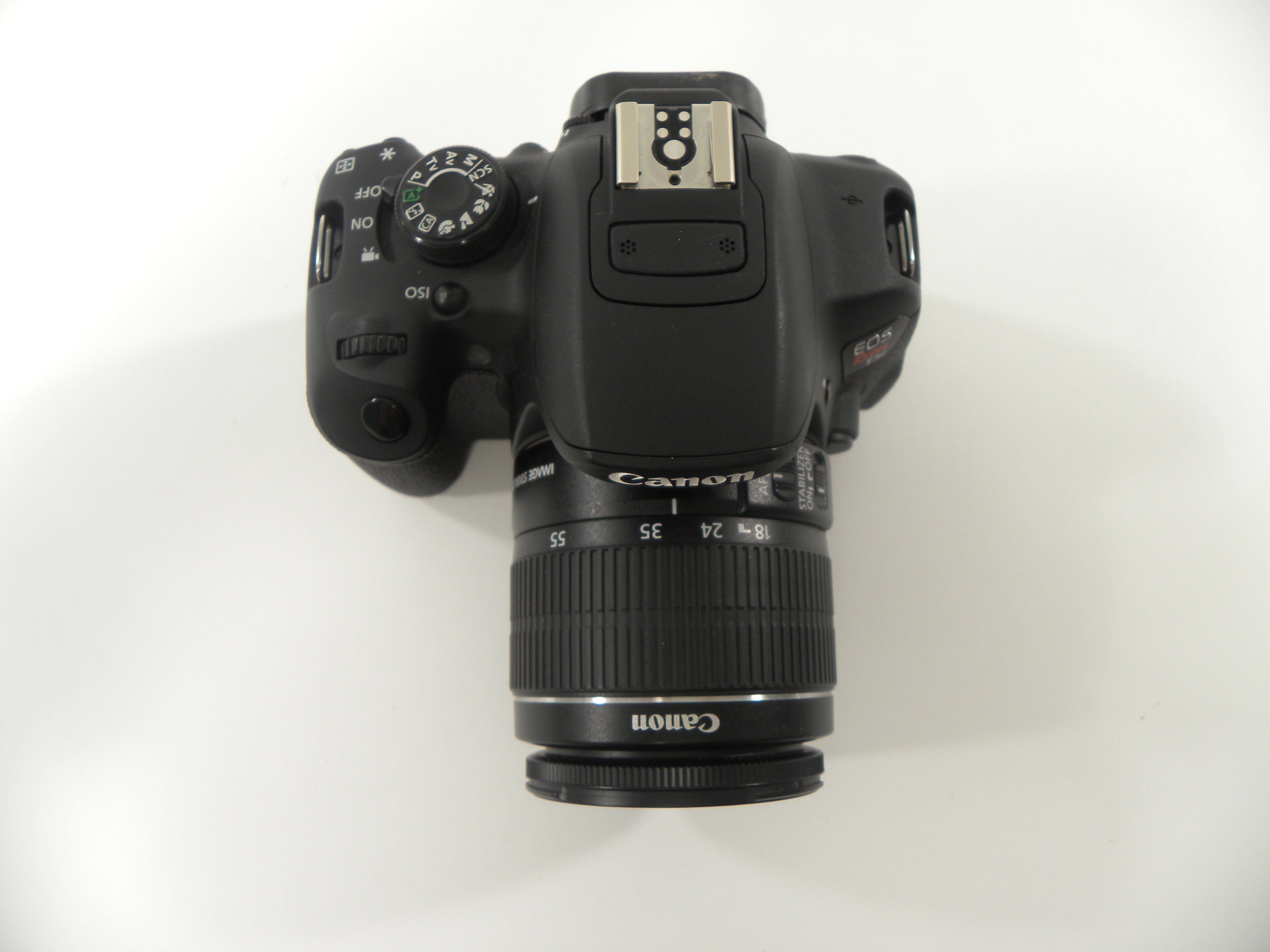 Canon EOS Rebel T5i 18.0mp Digital SLR w/EF-S 18-55 IS II Shutter Ct. 8677